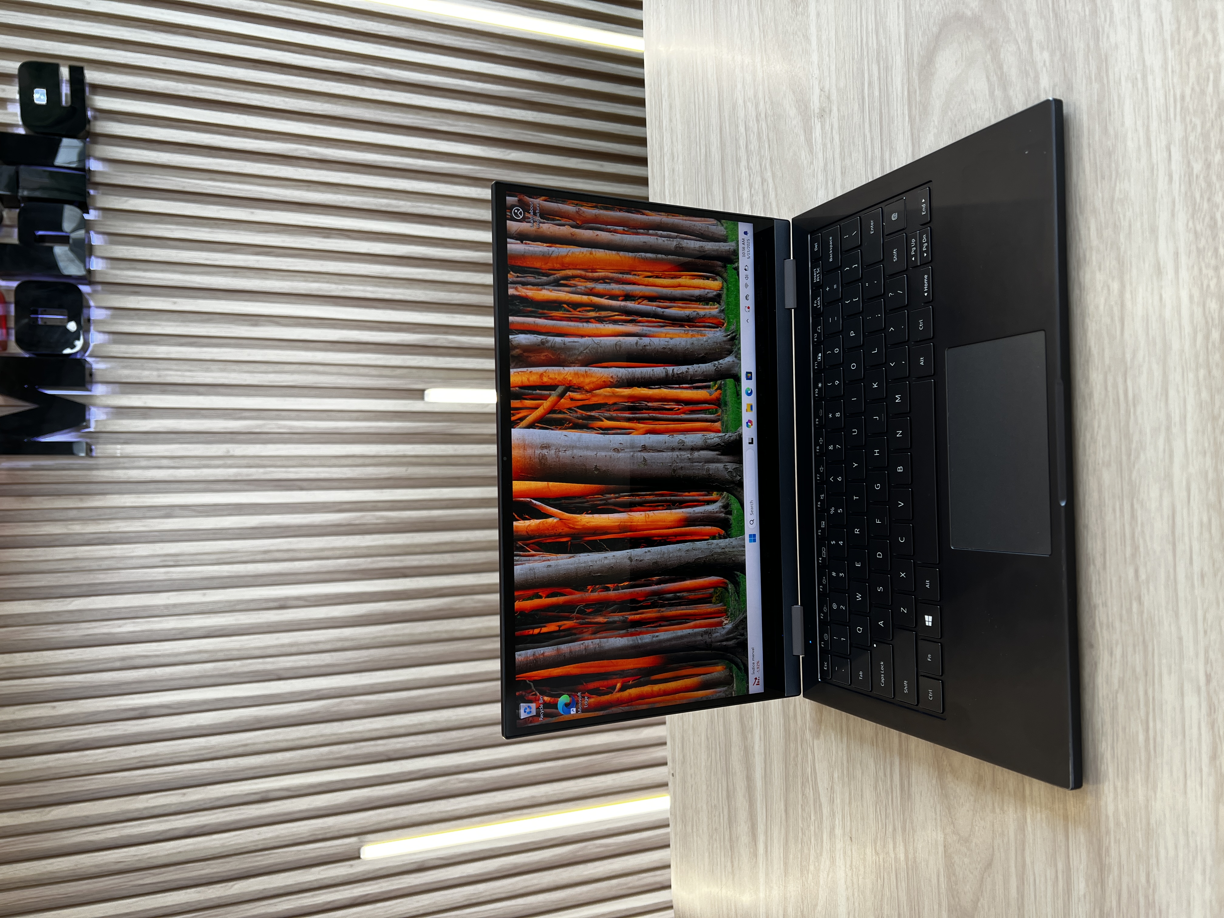 computadoras y laptops - SAMSUNG BOOK ALPHA 13.3 360 i7 16/512 GRAPHICS UHD 1