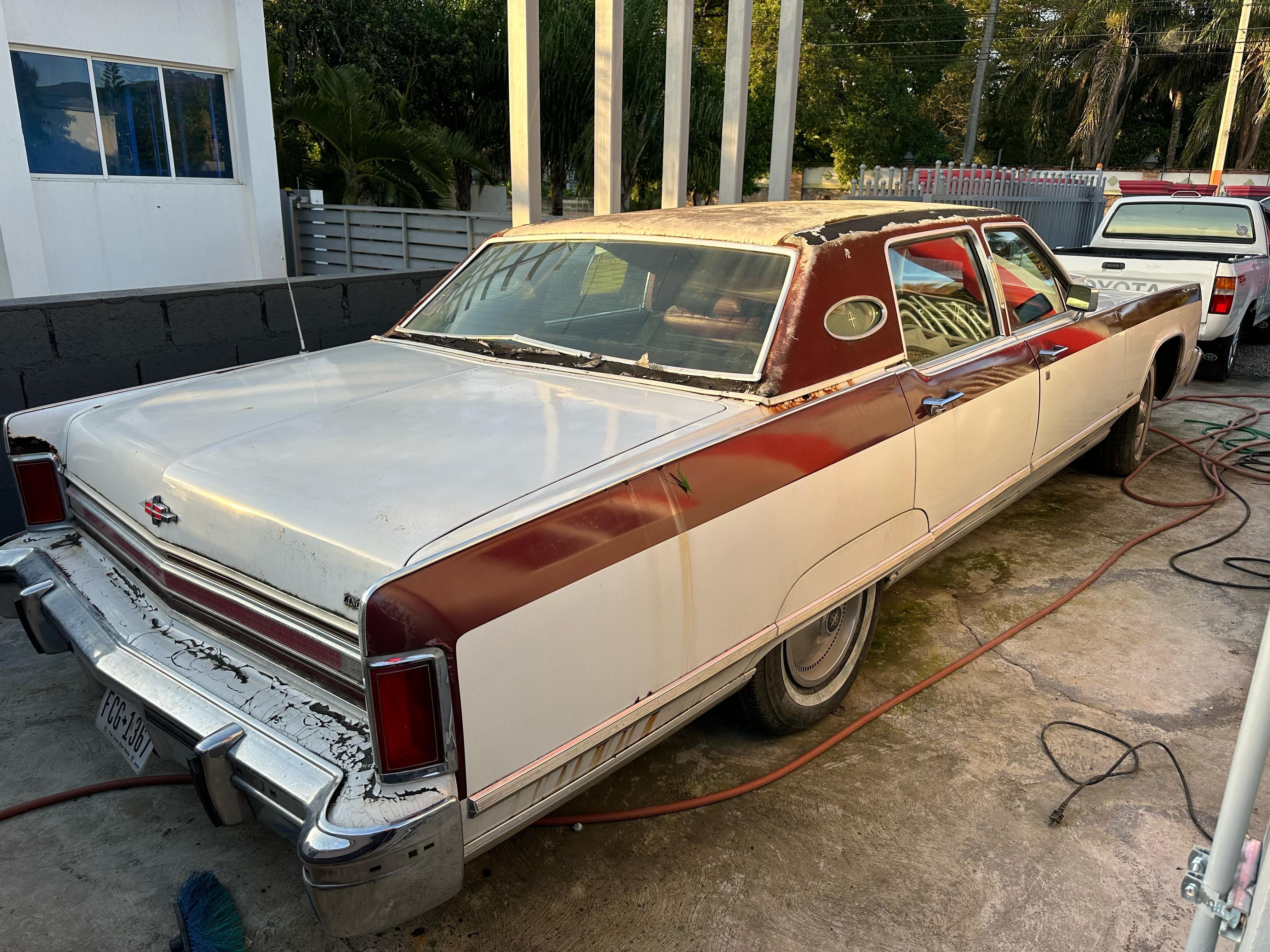 carros - LINCOLN TOWN CAR 1977 3