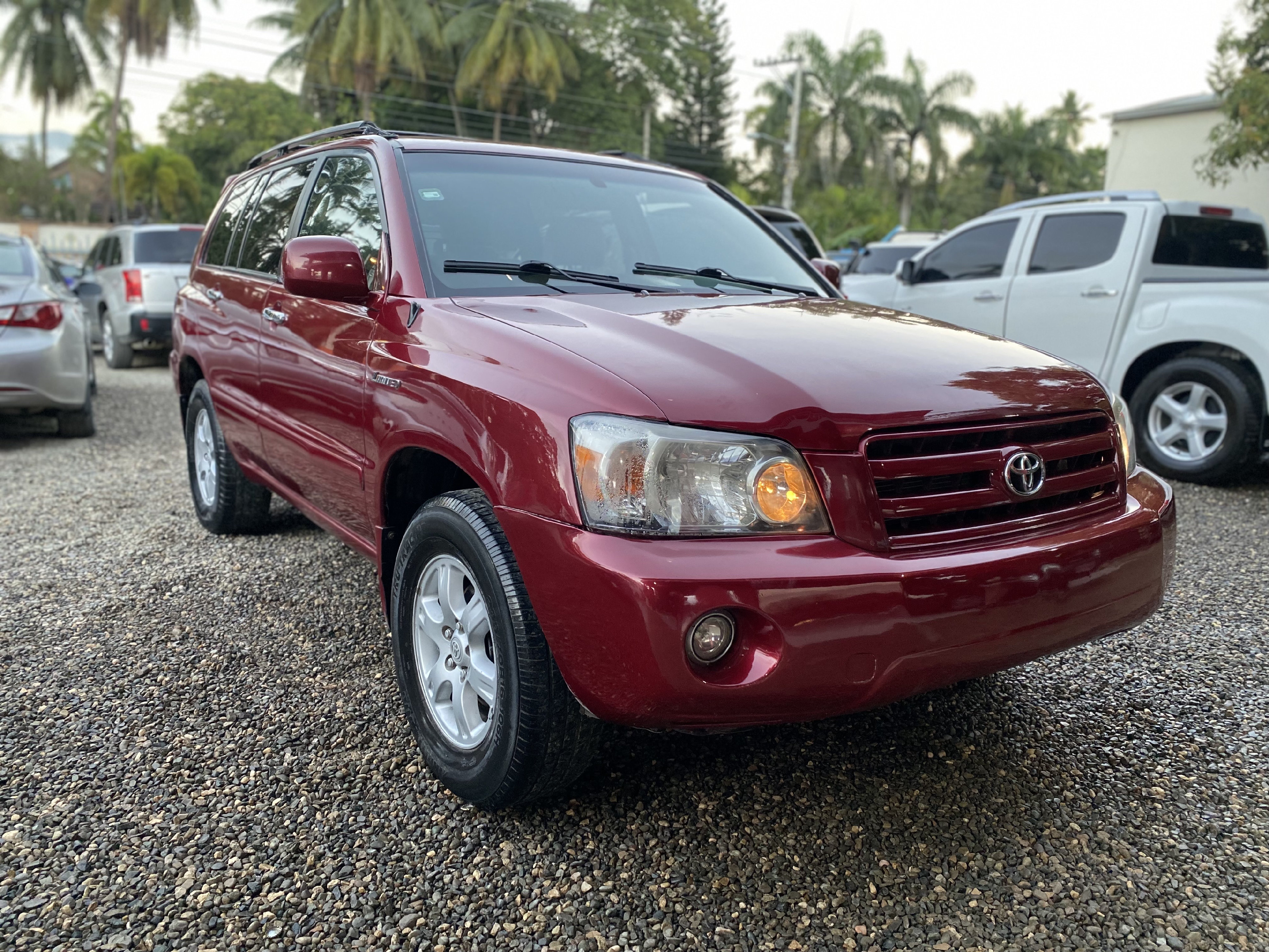 jeepetas y camionetas - TOYOTA HIGHLANDER LIMITED 2005 0