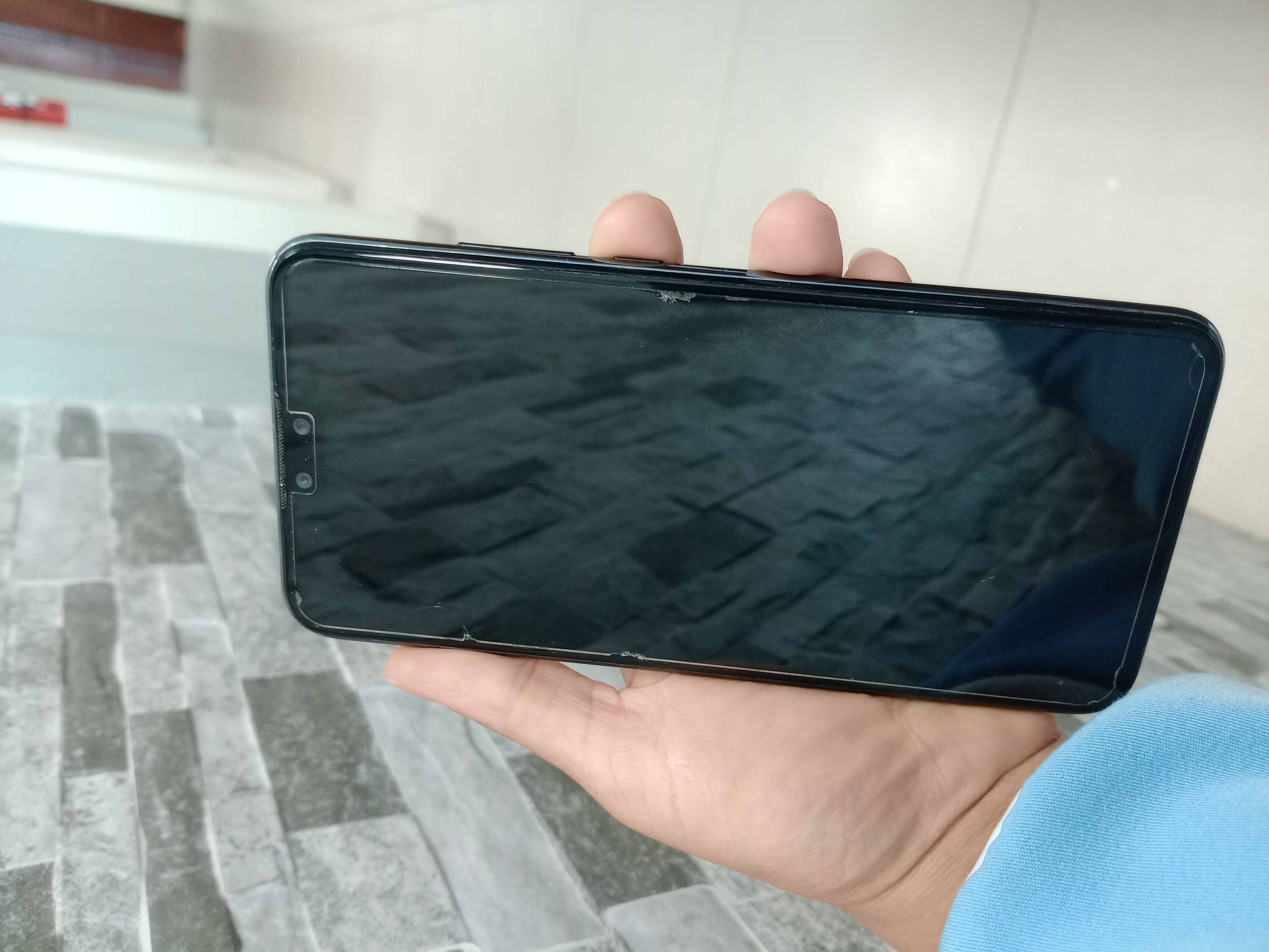 celulares y tabletas - Vendo celular Huawei Y9 2019 5