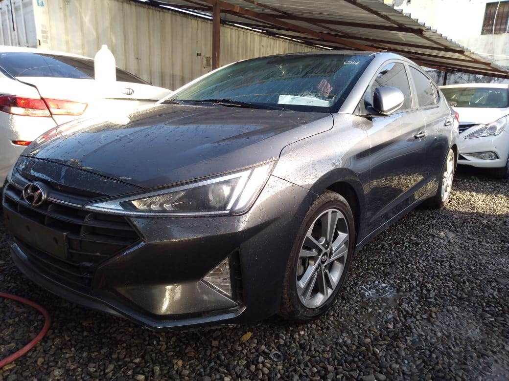carros - AVANTE 2019 GRIS 1