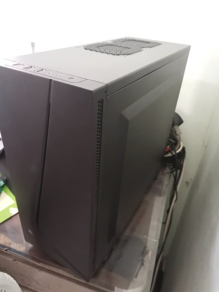 computadoras y laptops - Desktop Pc 8GbV 64GBram 1TB Ryzen 7 6Cores 3