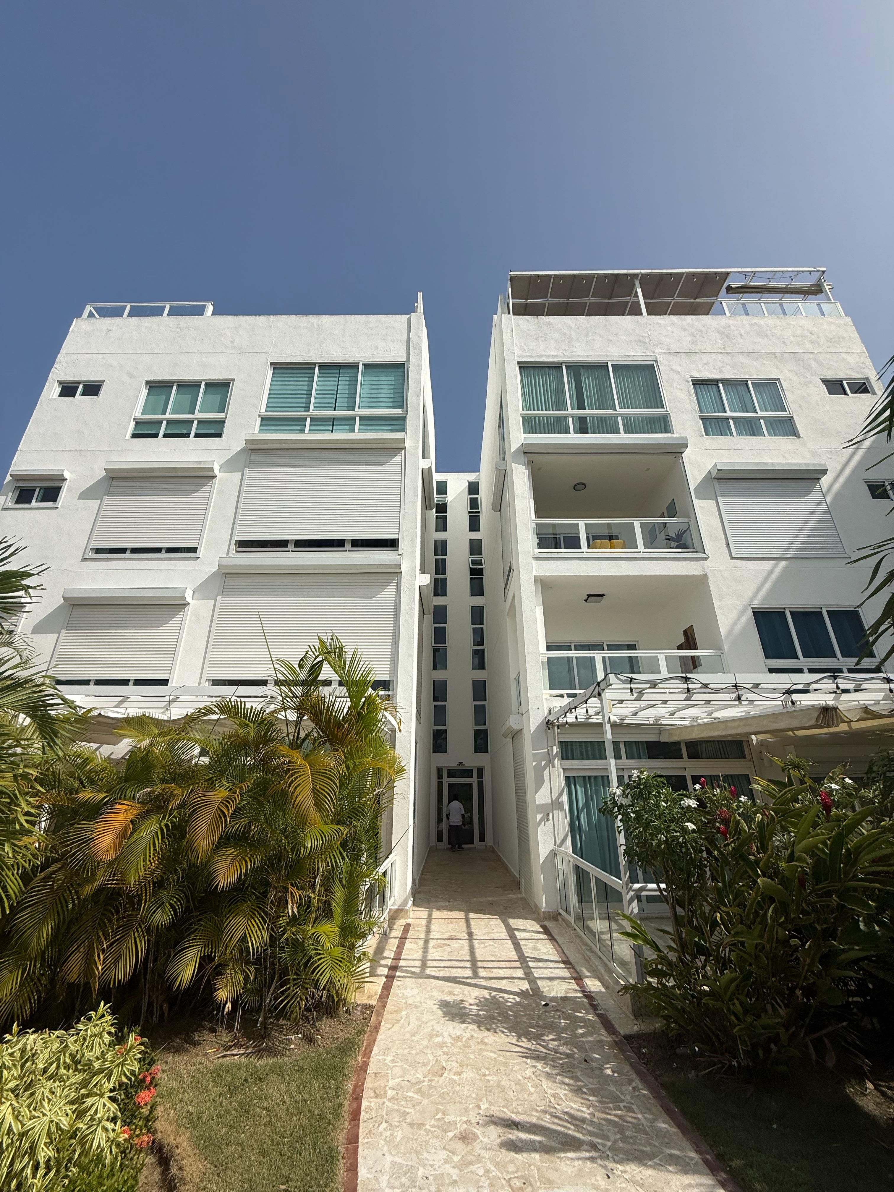 apartamentos - 049-D APTO. EN PLAYA NUEVA, LA ROMANA