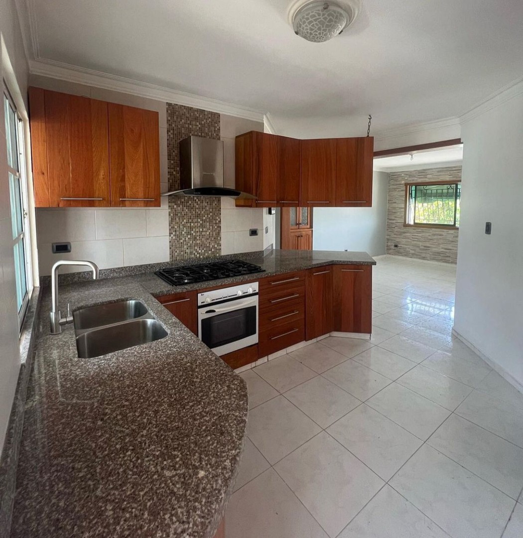 apartamentos - 📍Colina de Los Ríos 
Alquiler RD$35,000.00 MANTENIMIENTO INCLUIDO Y 2 PARQUEOS. 2