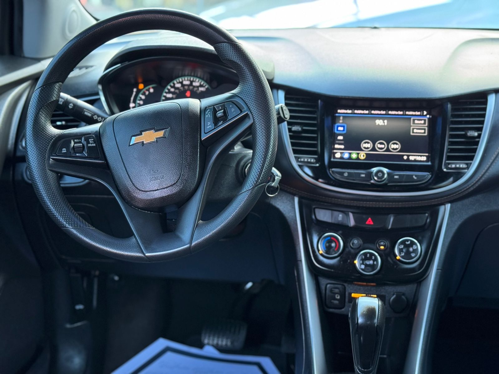 jeepetas y camionetas - Chevrolet Trax LS 2021 8