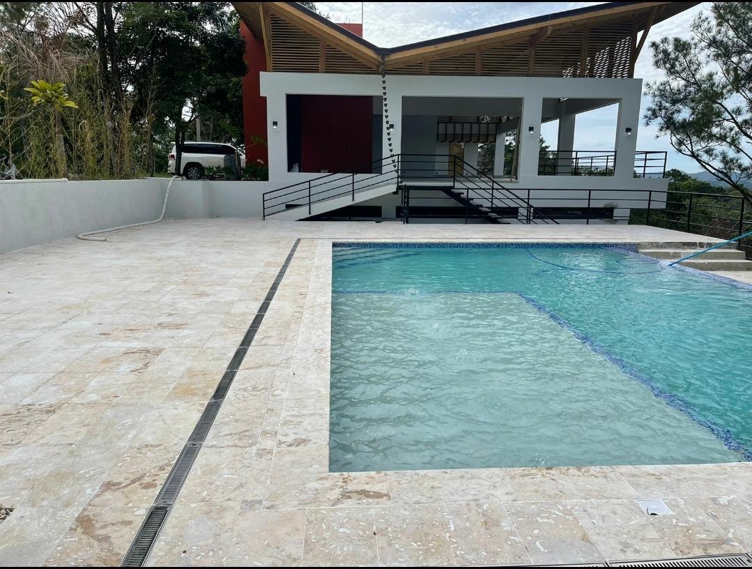 solares y terrenos - Solar en Venta en Jarabacoa – 1,849 m² con Casa Club y Seguridad 24/7 2