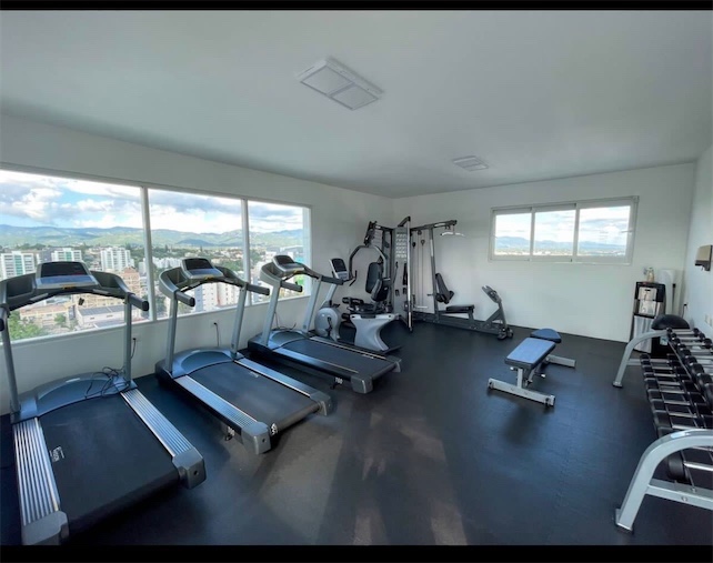 apartamentos - Piso alto de venta amueblado en La Esmeralda 3