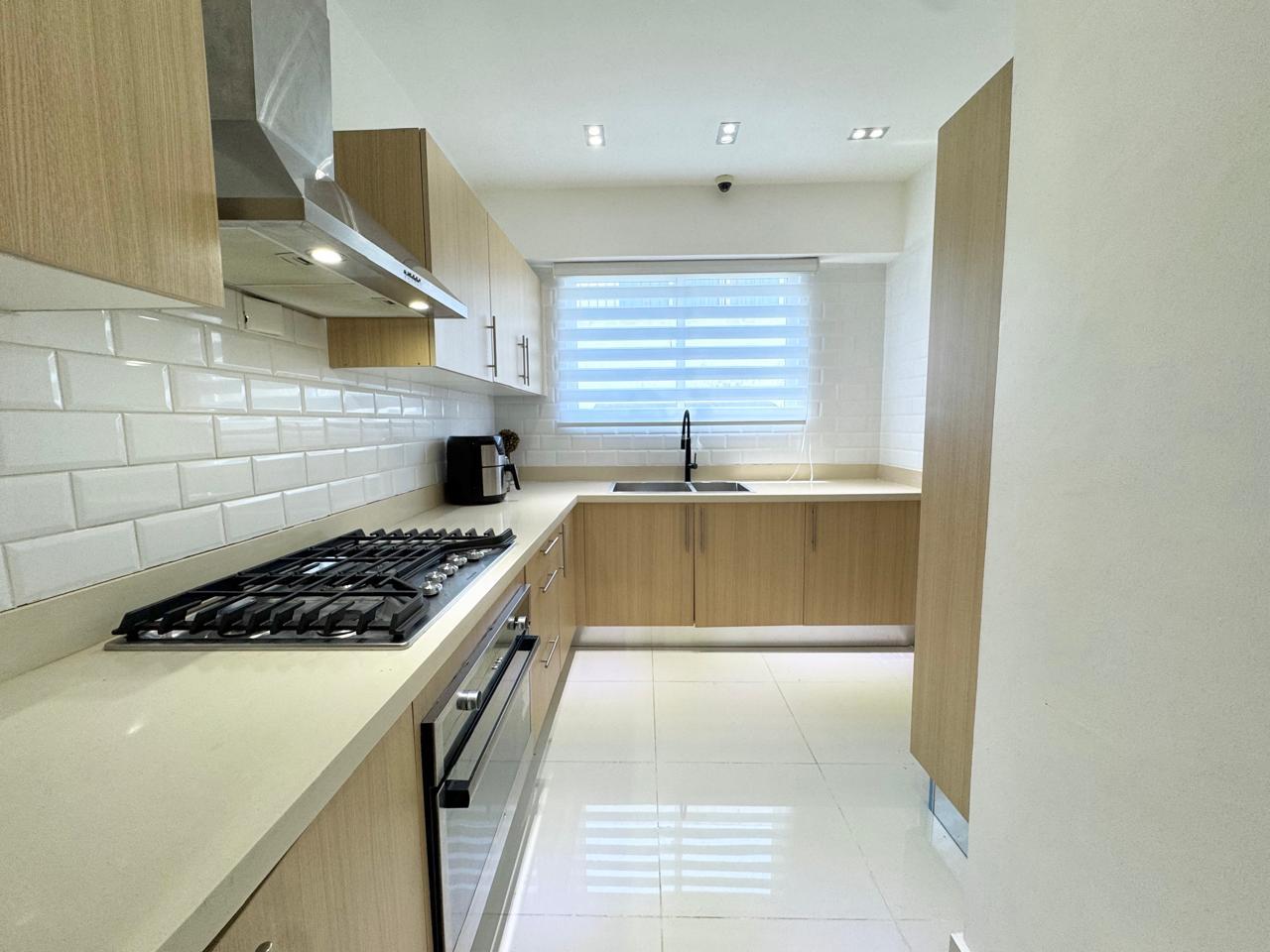 apartamentos - Se vende hermoso apartamento en el Miklon  2