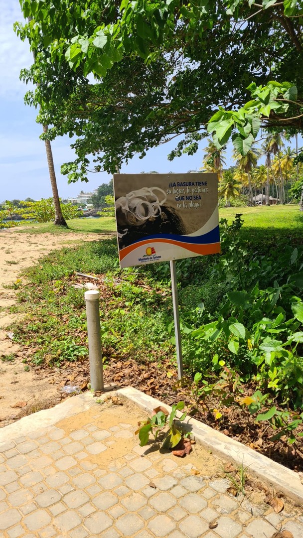 solares y terrenos - Se vende terreno en playa de Moron, Samana 6