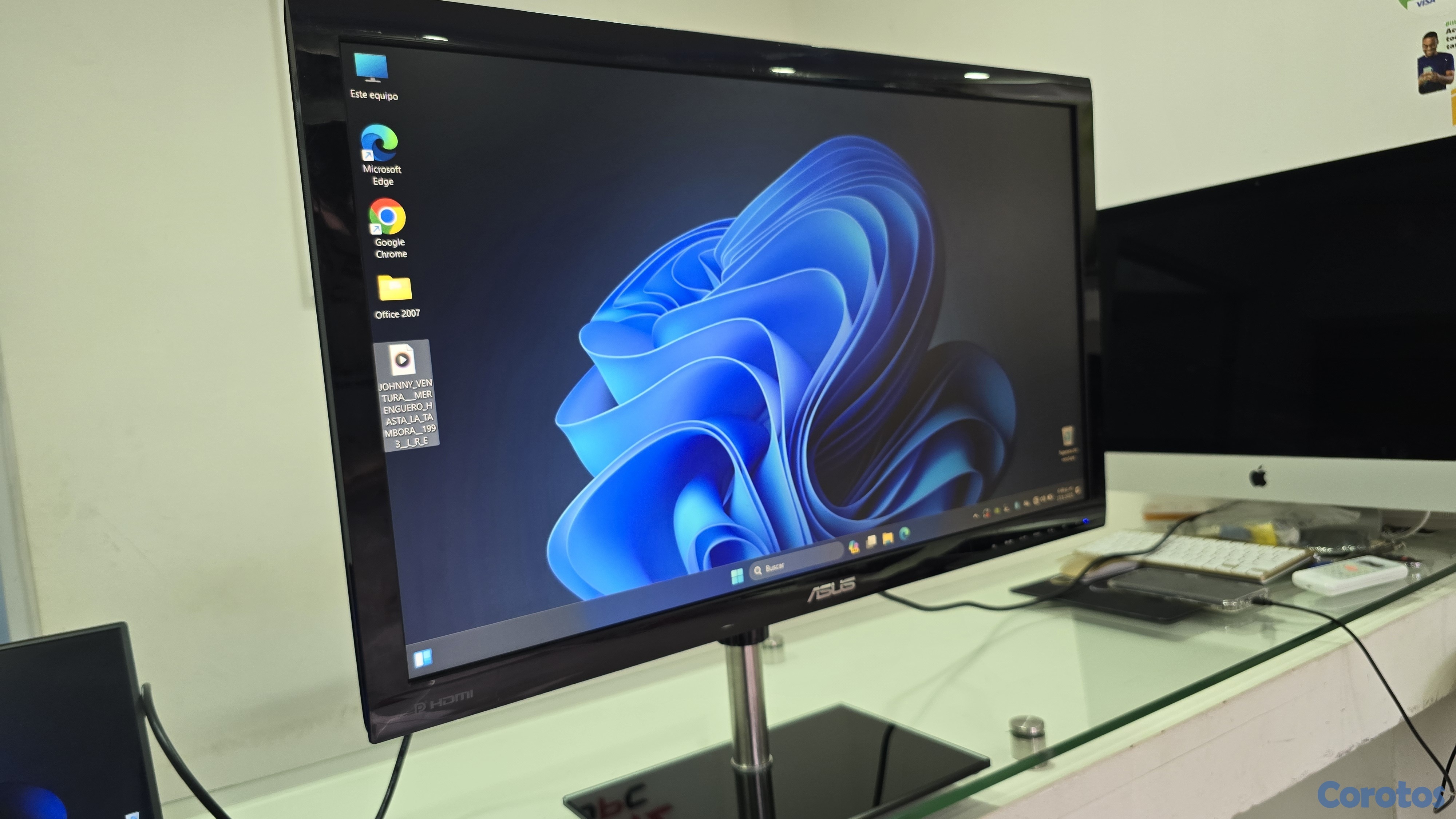 computadoras y laptops - Monitor Asus de 27 Pulg full 1080p HDMI DisplayPort trae Bocinas internas  1