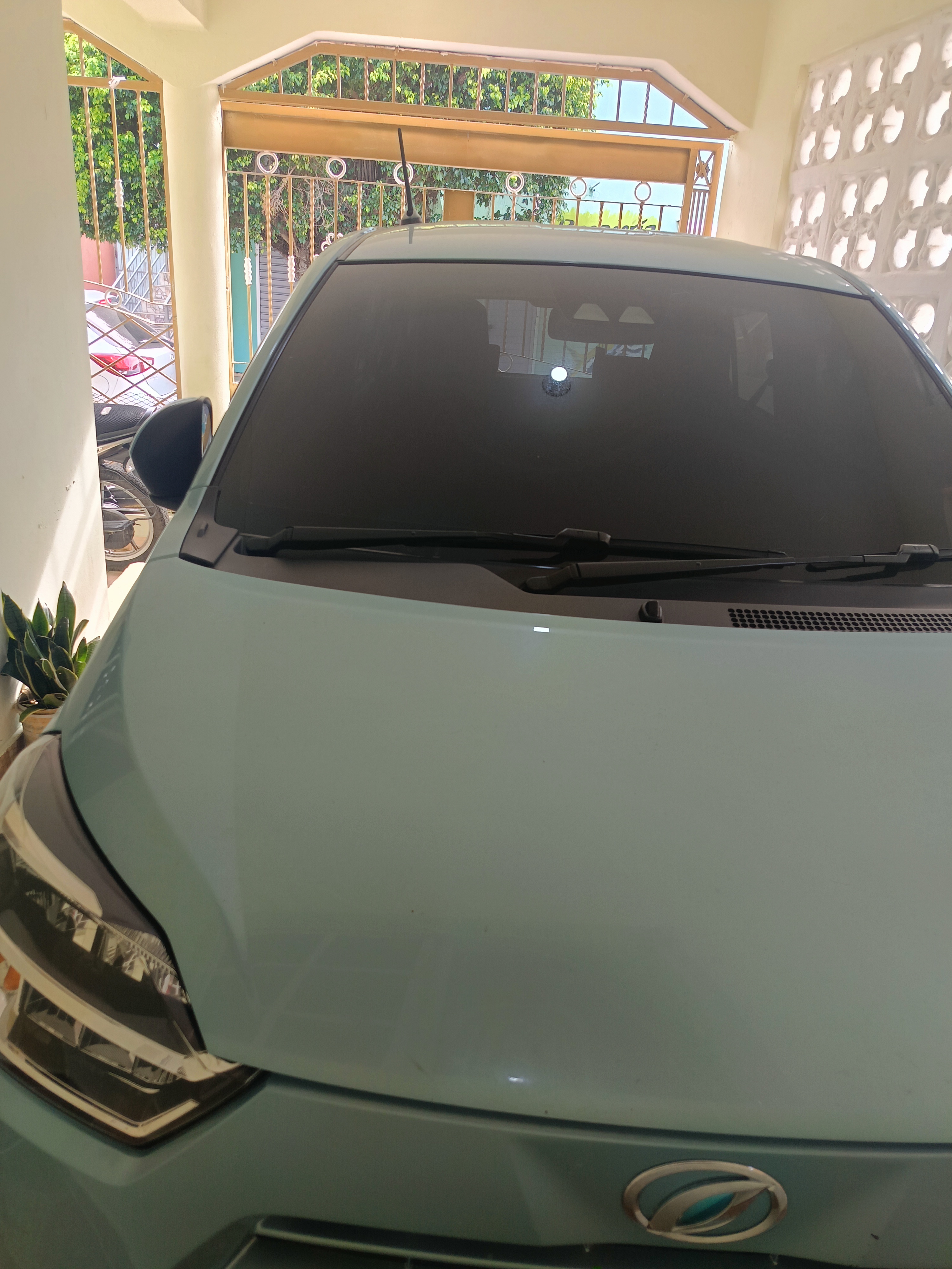 carros - Esta nítido solo 2 meses con el 1