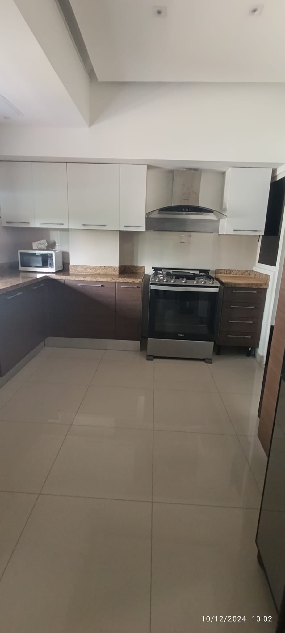 apartamentos - Renacimiento Amplio apartamento 200m2 con Balcón  8