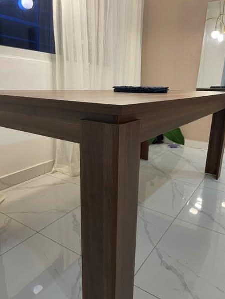 muebles y colchones - Mesa de Comedor 1