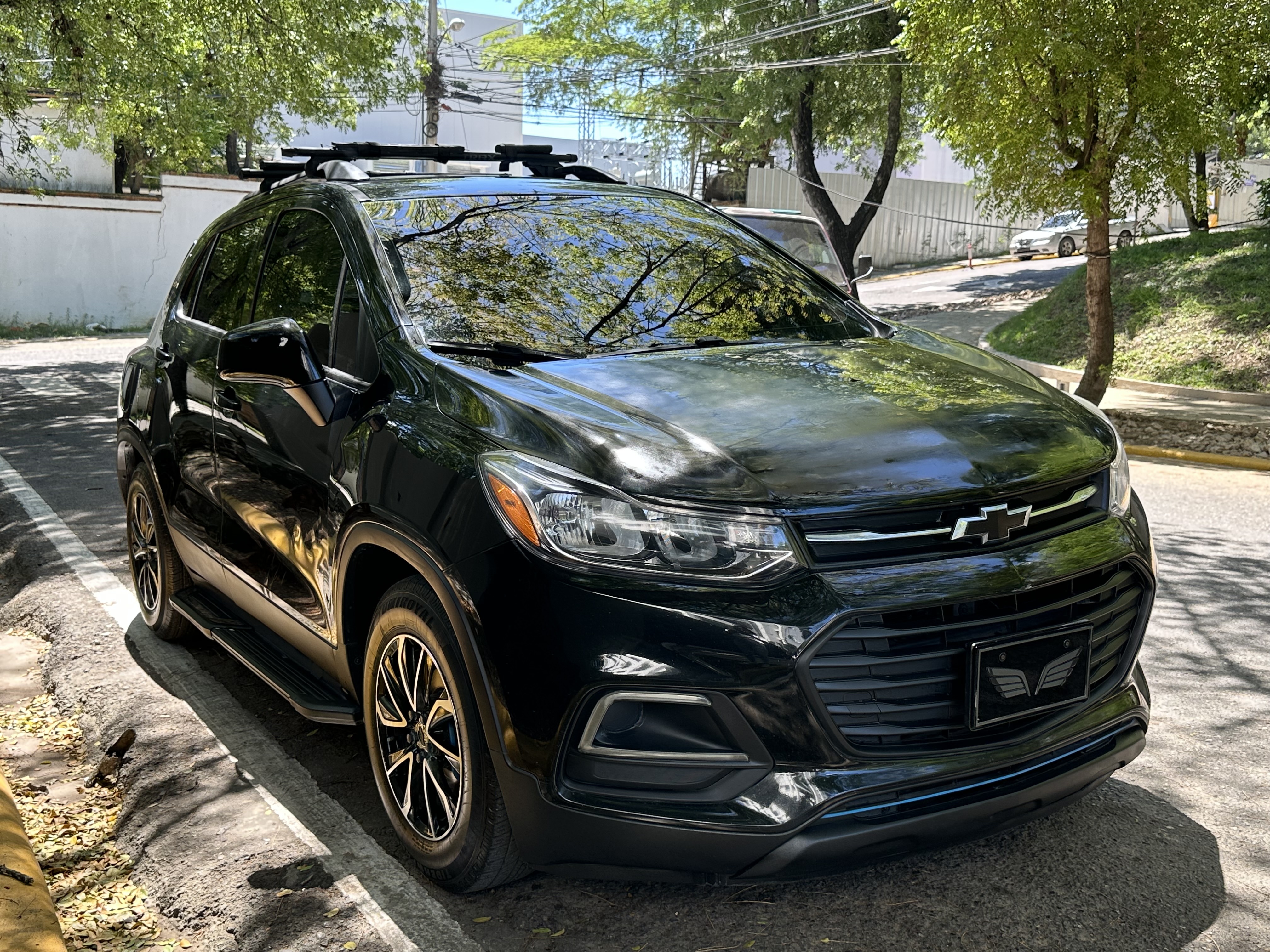 carros - CHEVROLET TRAX LS 2017 EXCELENTES CONDICIONES 1