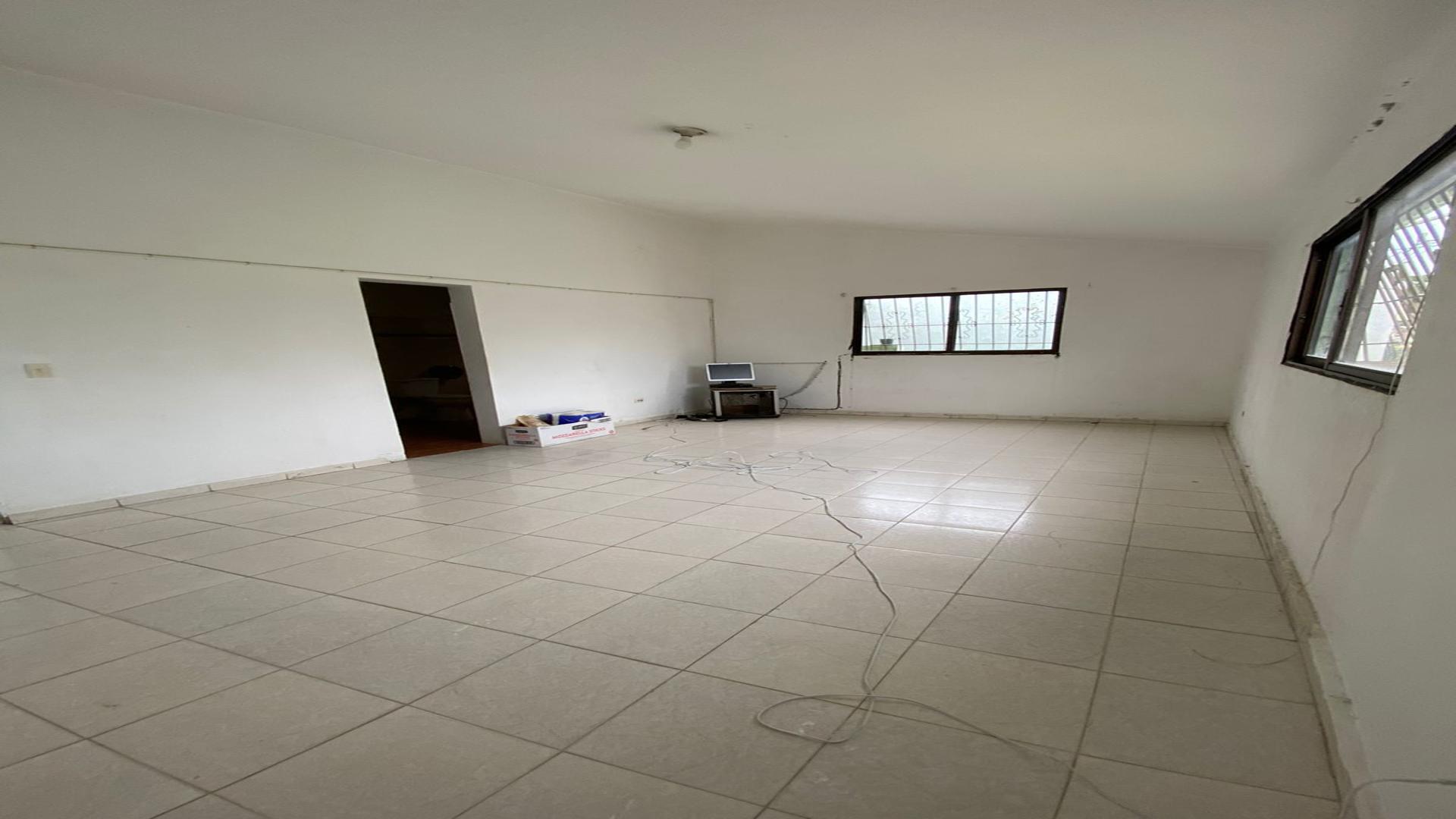 casas - Casa en venta en Urbanizacion Carolina 9