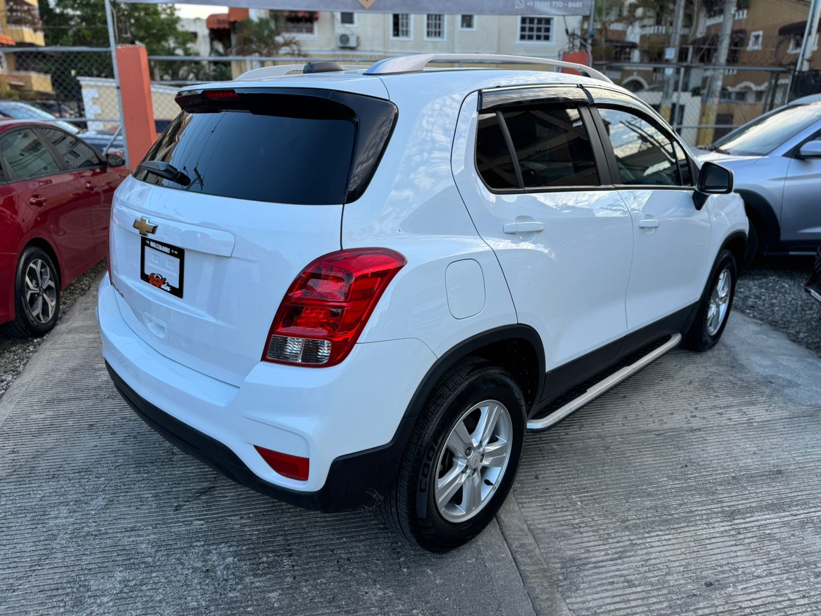 jeepetas y camionetas - Chevrolet Trax LS 2021 5