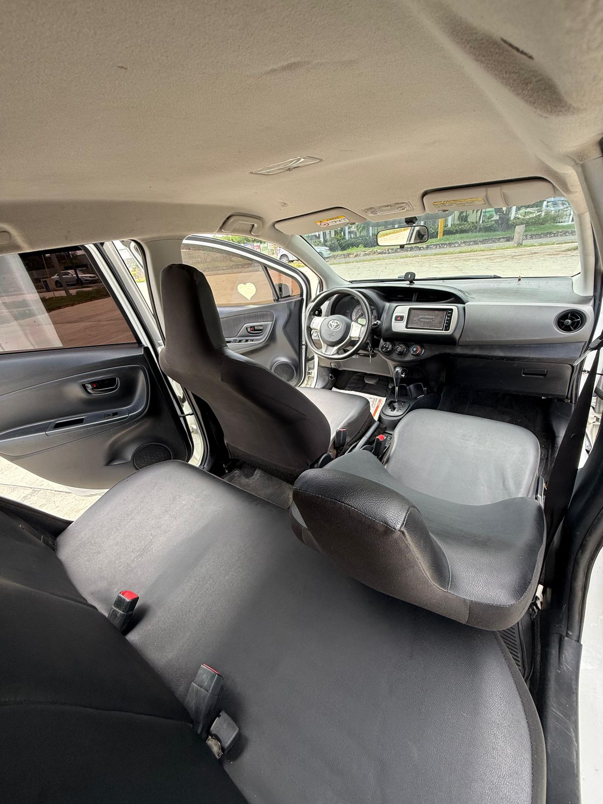 carros - Toyota vitz 2016 5