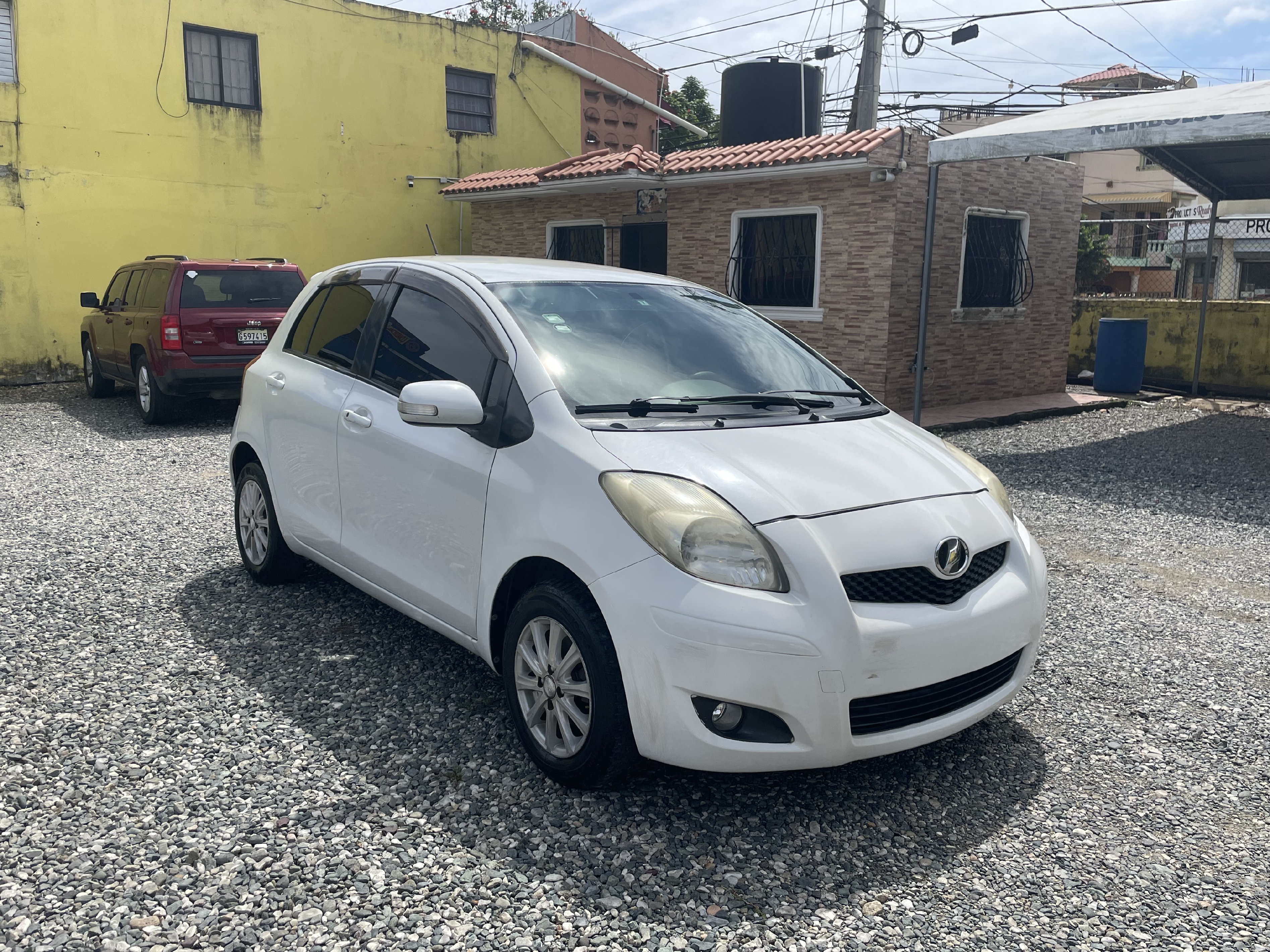 carros - Toyota Vitz 2010 2
