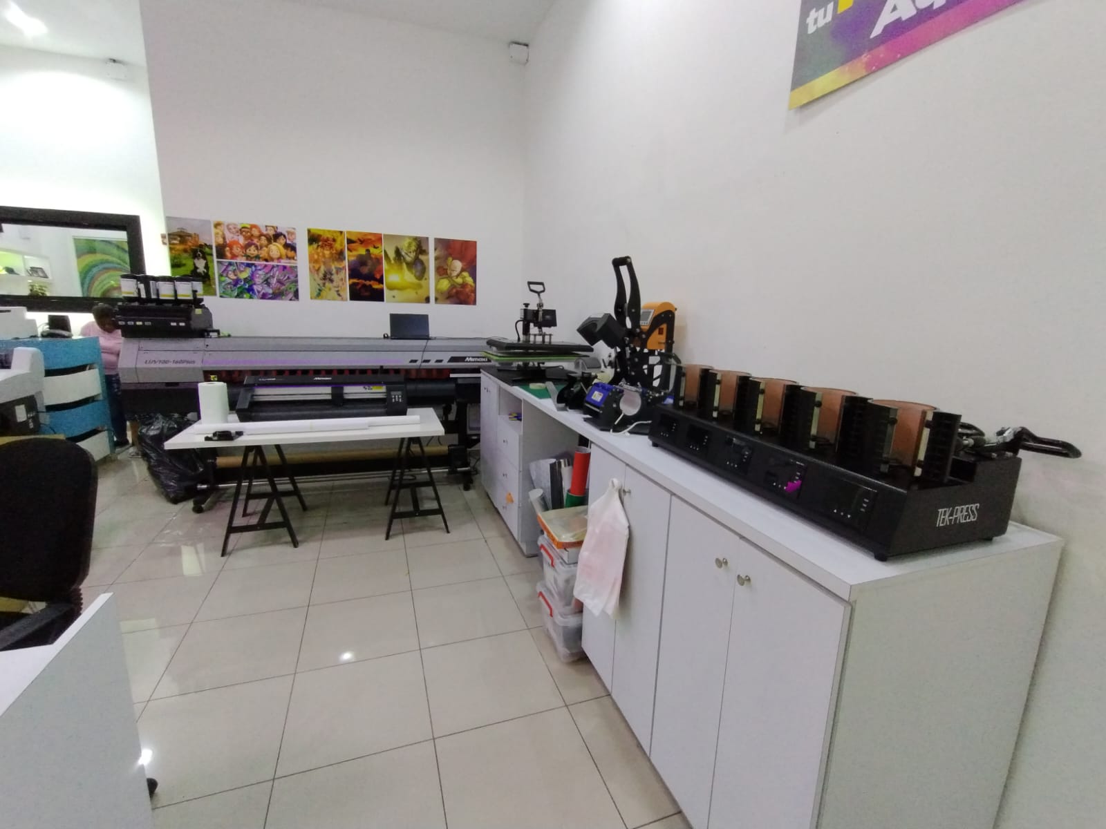 negocios en venta - SE VENDE CENTRO DE IMPRESON EN SAMBIL 2