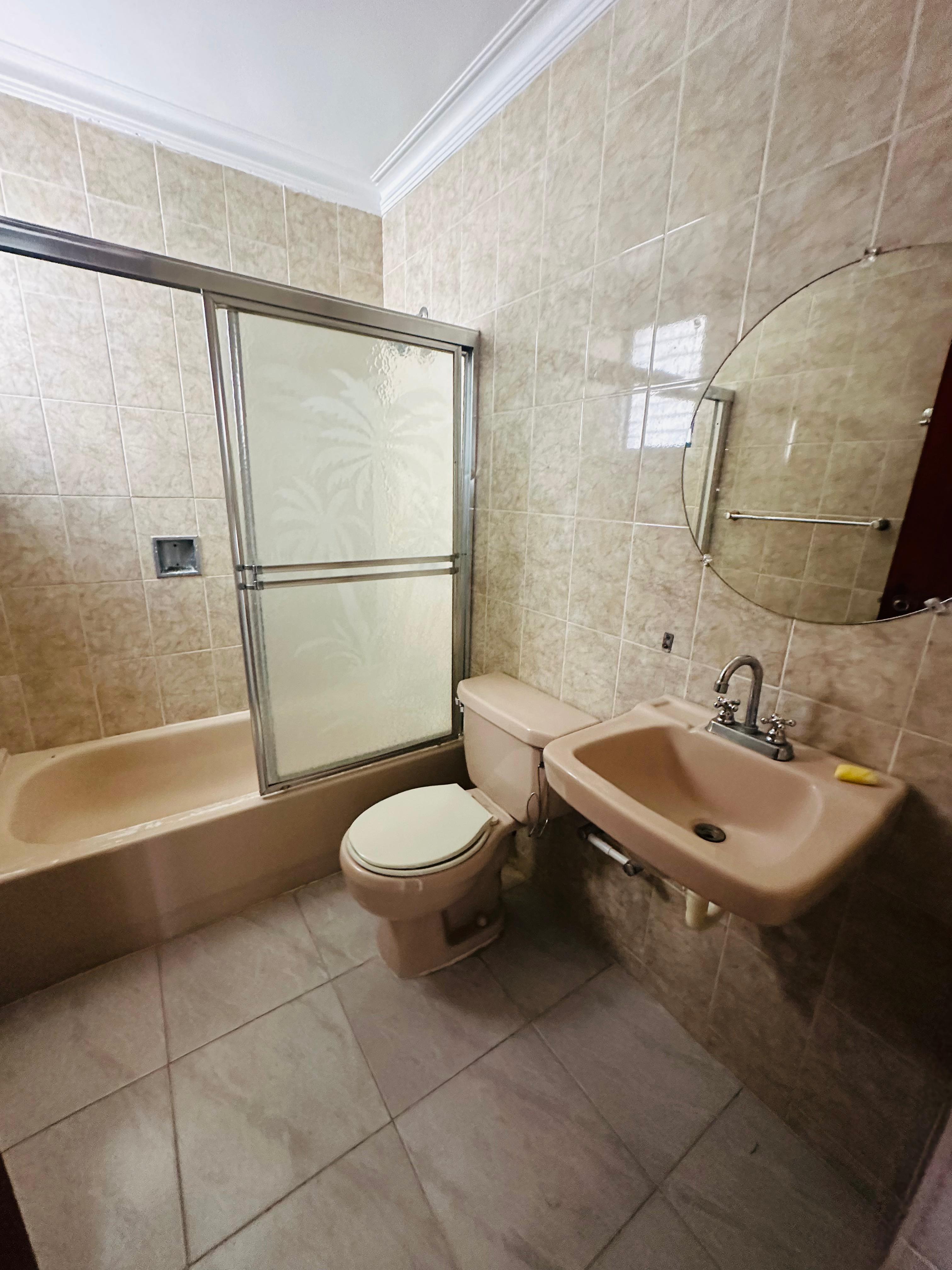 apartamentos - Apartamento en alquiler en 3er nivel –Padre Las Casas, próximo al Parque Central 3