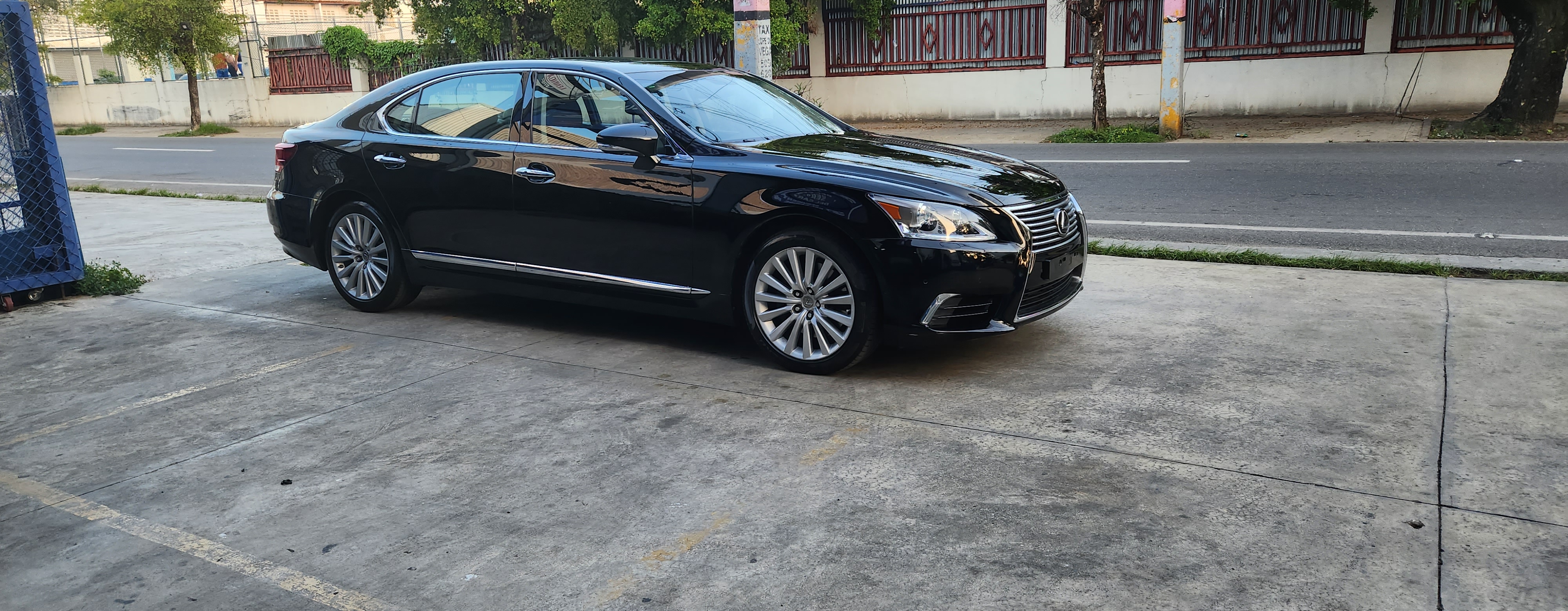 carros - LEXUS LS 460 L 2015 1