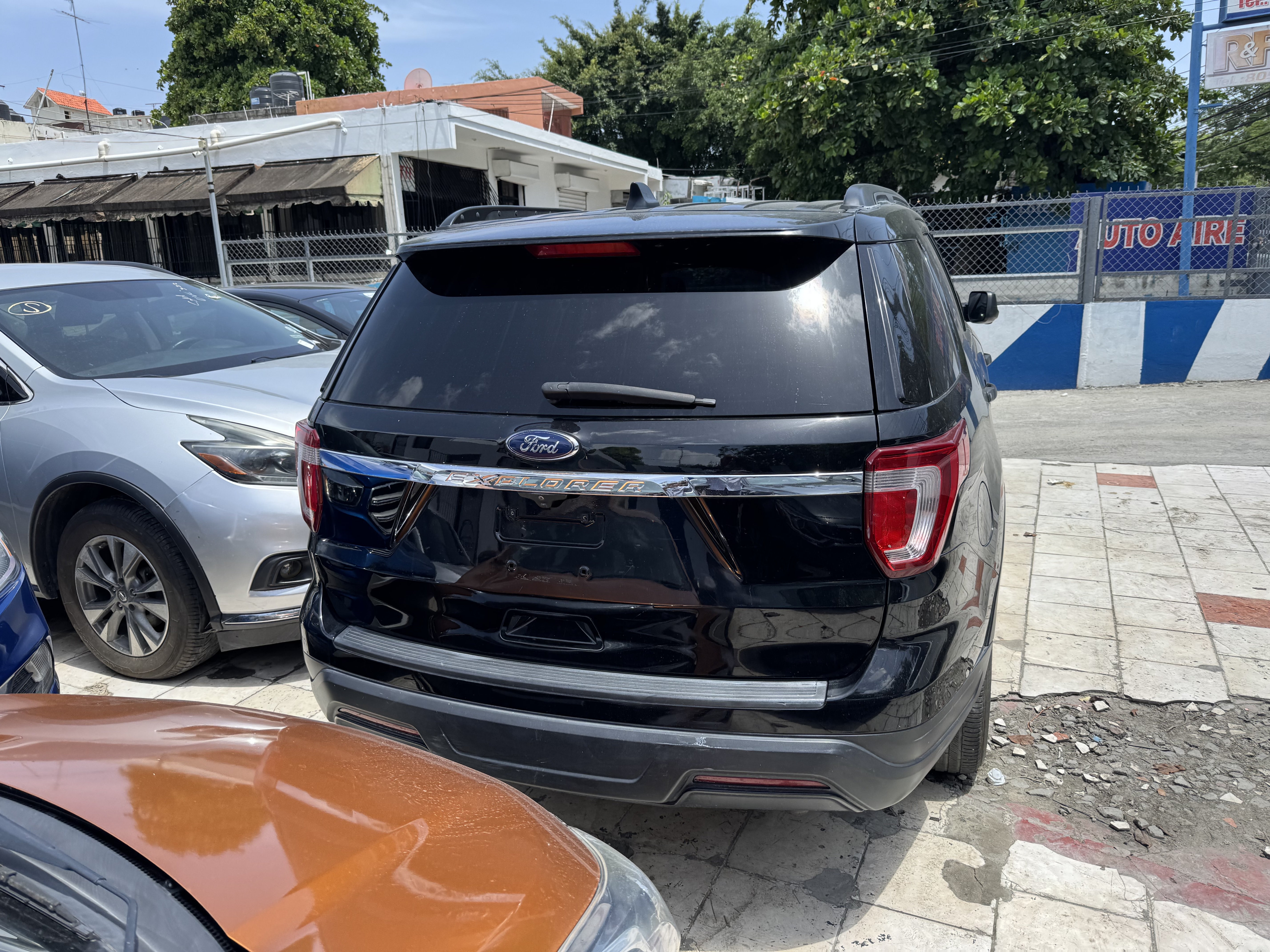 jeepetas y camionetas - Ford Explorer 2018 3