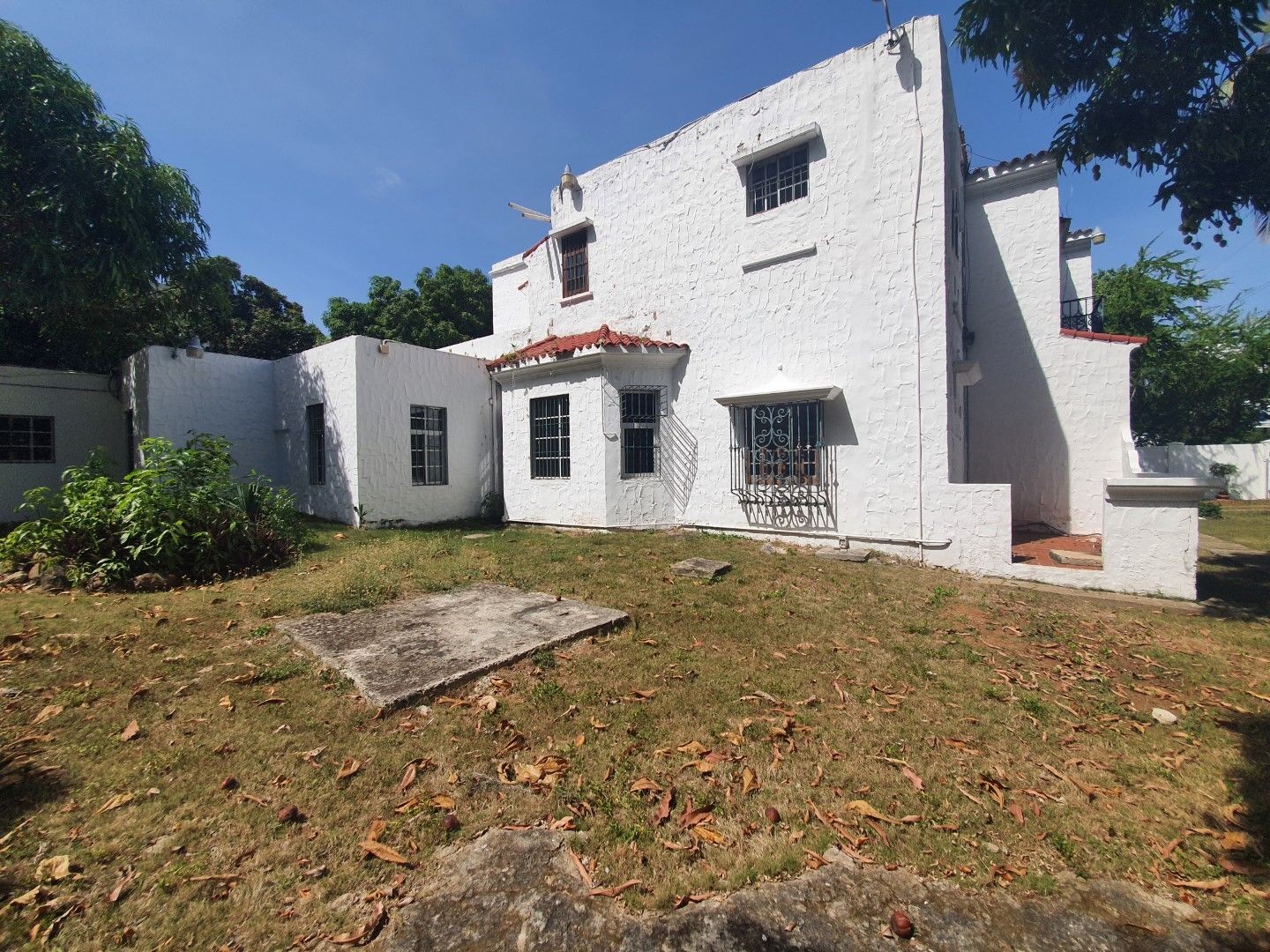 casas - Casa solar Gazcue 1556m2 de construccion 3600m2 de solar