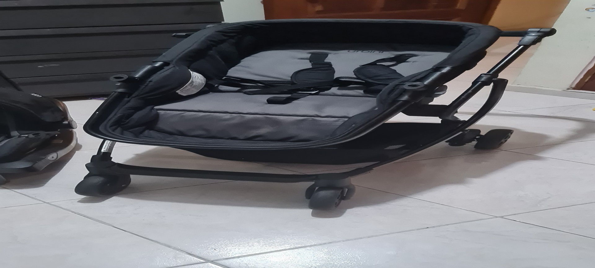 coches y sillas - Coche urbini 6 posiciones y silla carro 5