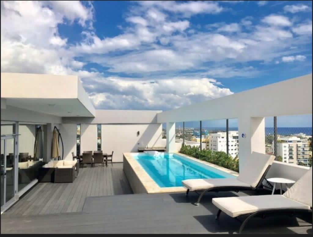 apartamentos - alquilo habitación amueblada en GaZcue( solo para estudiante ) 8092156103 nro Ws 8