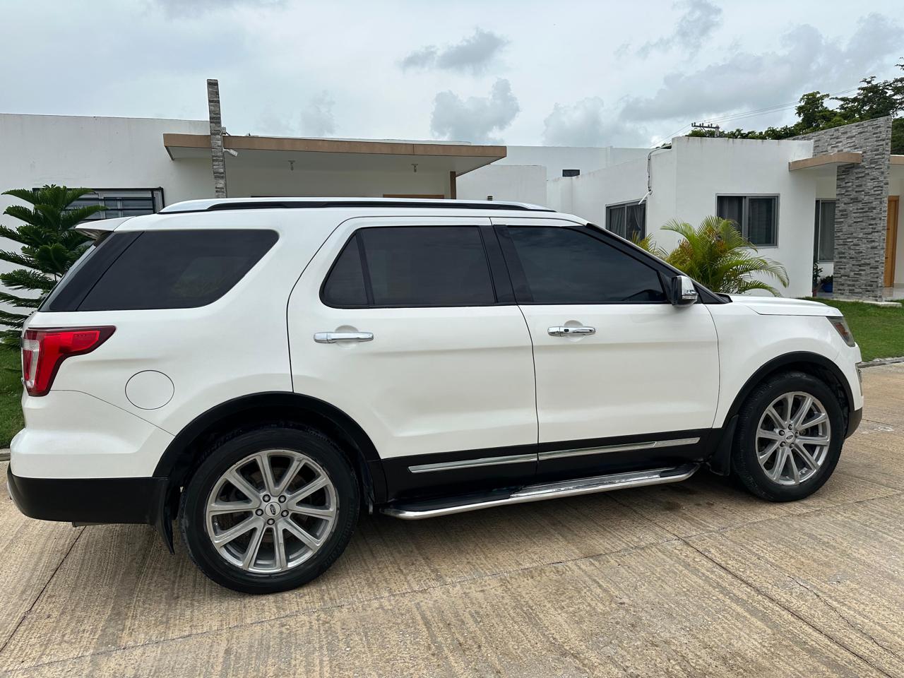jeepetas y camionetas - Ford Explorer Limited 2017 1