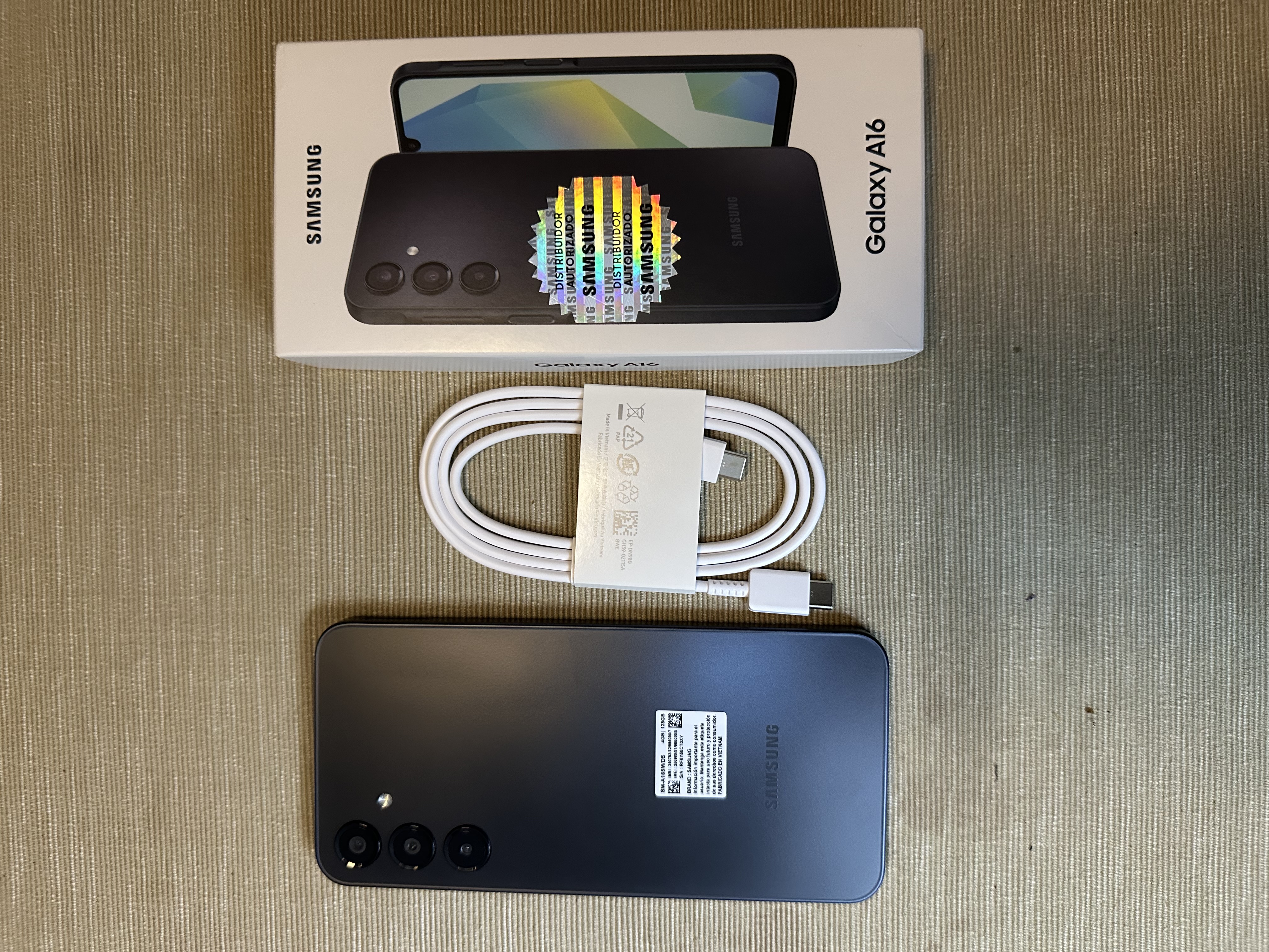 celulares y tabletas - Samsung A16