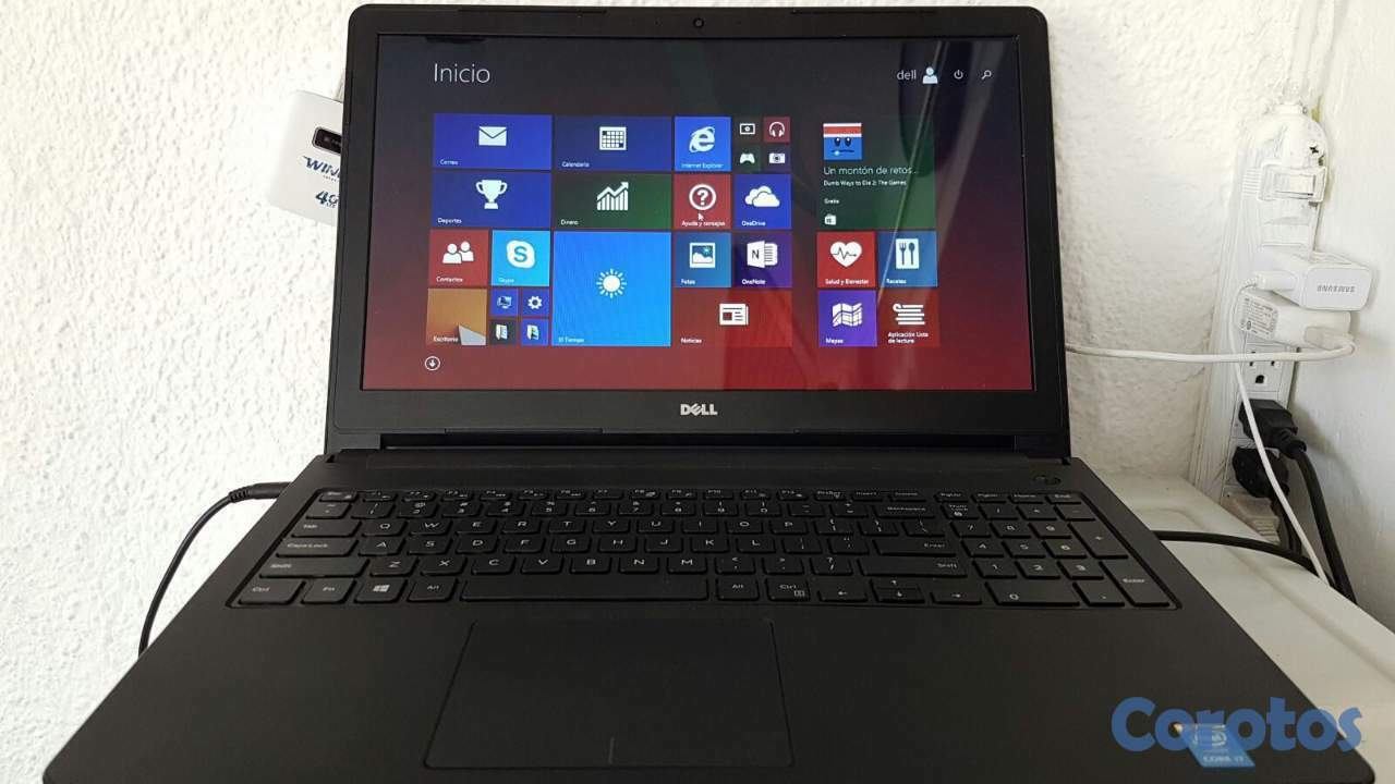 computadoras y laptops - Dell inspiron 17 pulg intel Ram 4gb ddr3 Disco 400gb trae su Bulto 1