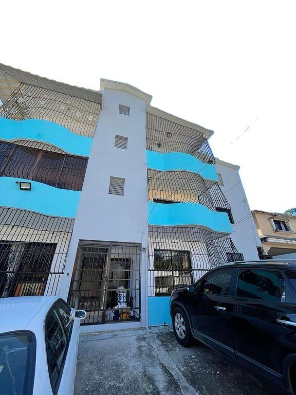 apartamentos - Espacioso Apartamento en Altos del parque  0