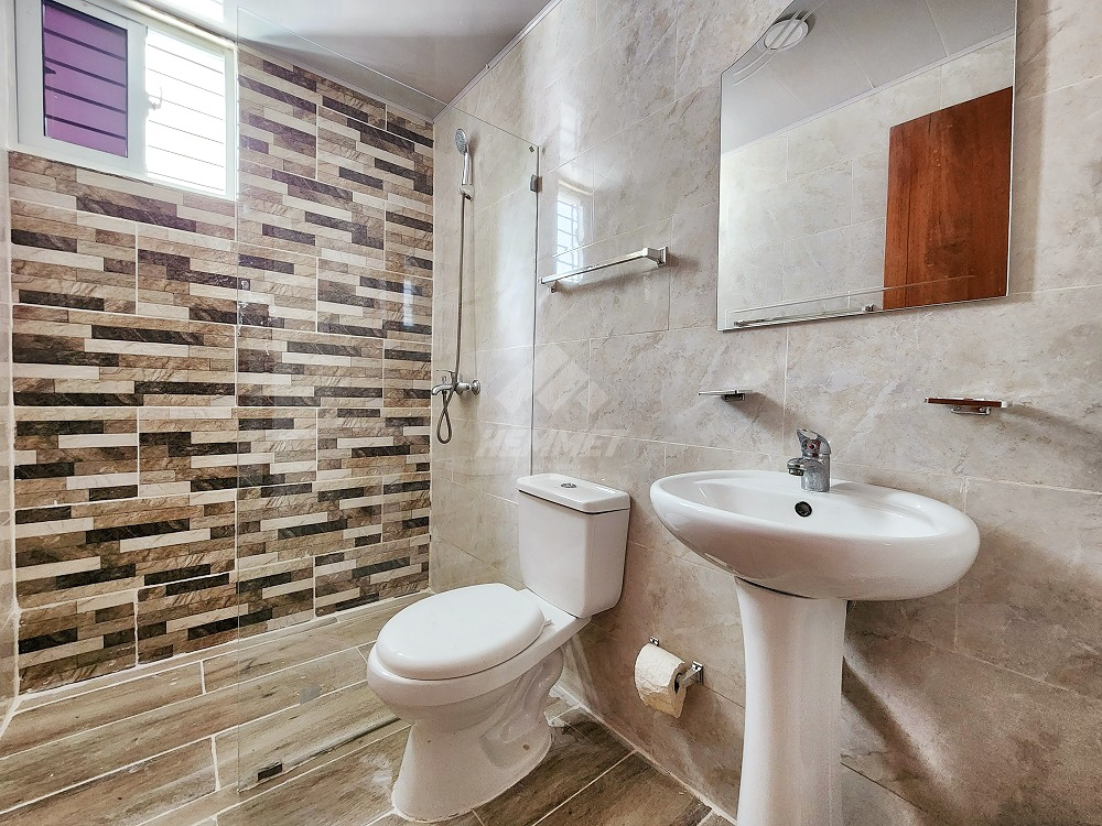 apartamentos - COMODO SEGUNDO PISO PROXIMO DON PEDRO SANTIAGO  6