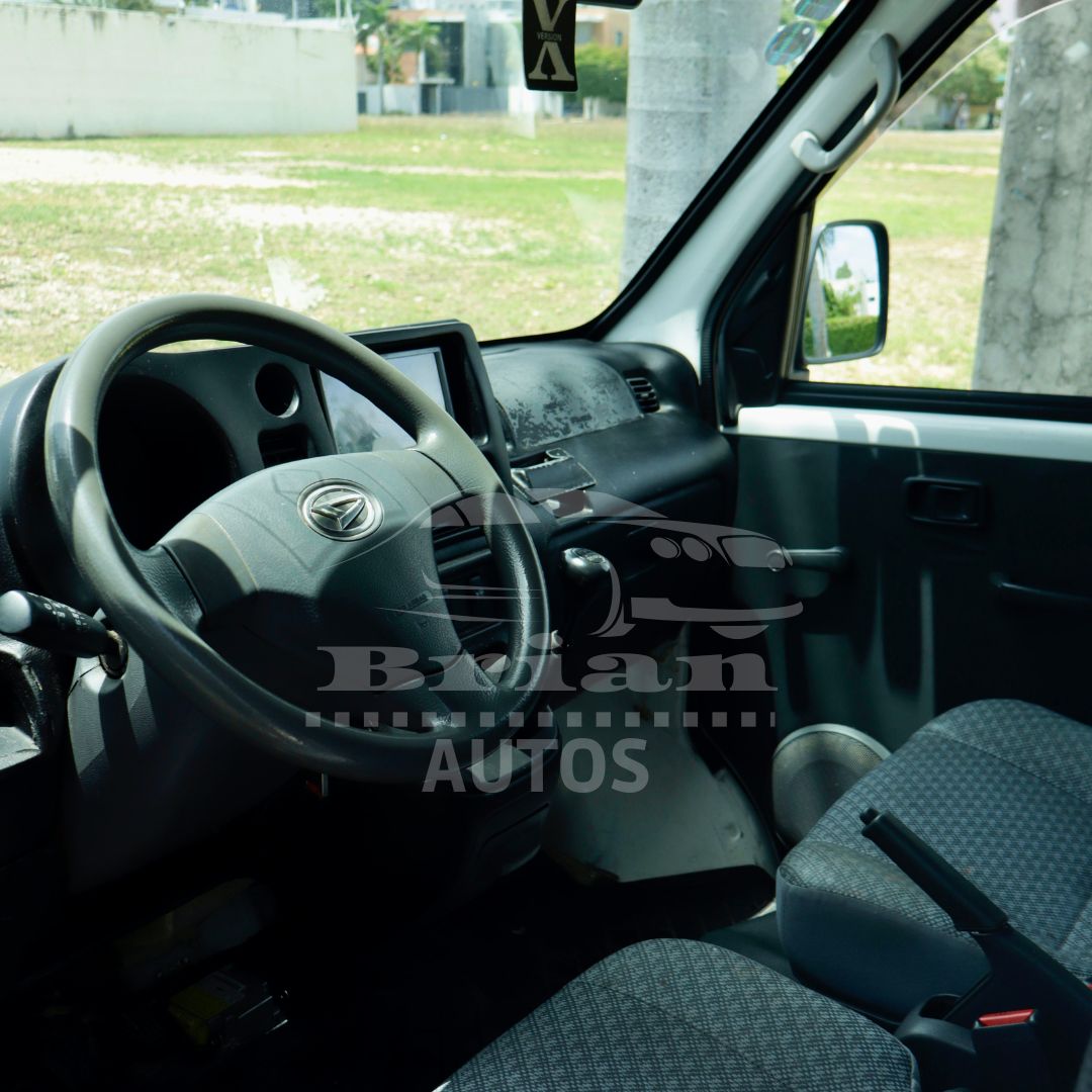 jeepetas y camionetas - Daihatsu Hijet 4x4 2018 Economica y con garantia.  4