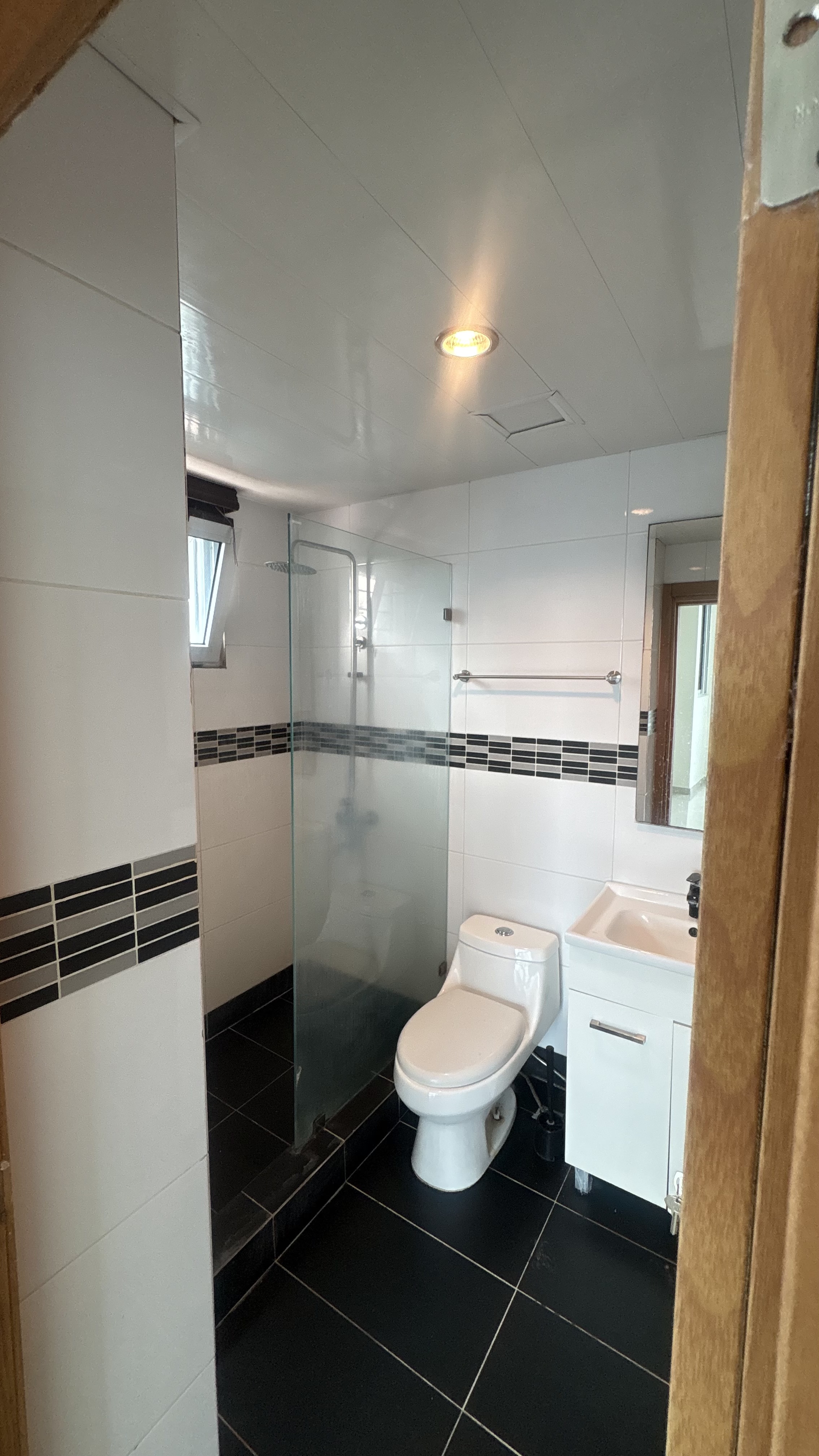 apartamentos - VENDO apartamento remodelado en Serralles 6