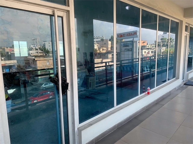 oficinas y locales comerciales - Local venta arroyo hondo 3