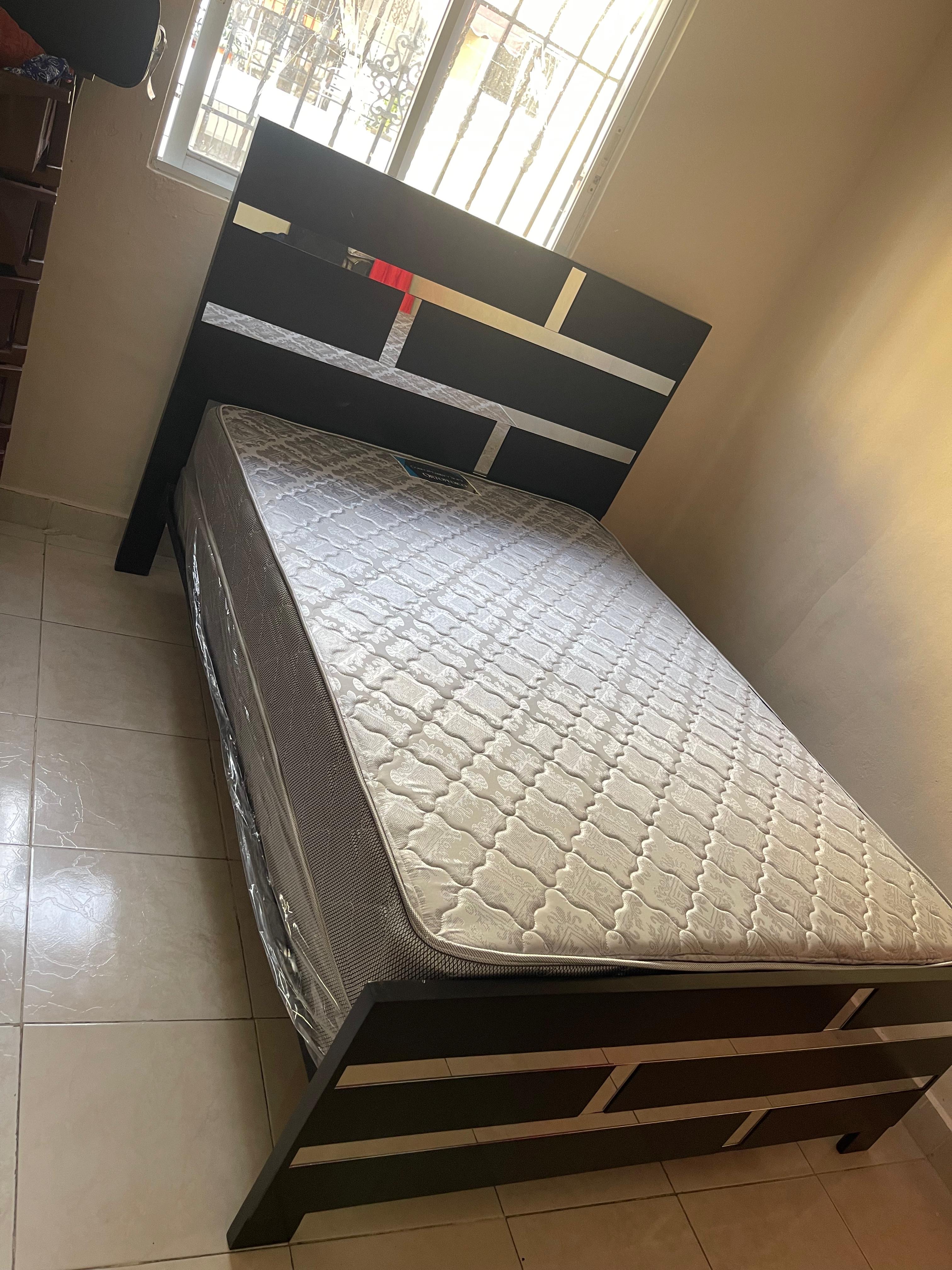 muebles y colchones - Juego de habitación completo  2