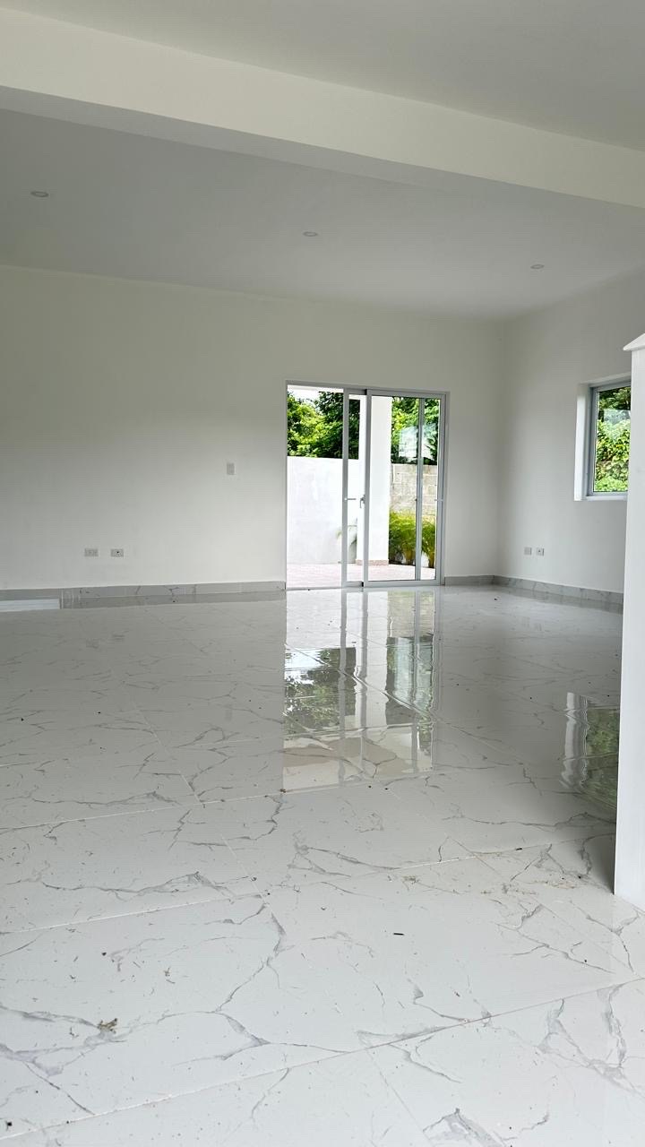 casas vacacionales y villas - vendo villas en puerto Plata con piscina y proyecto cerrado  8
