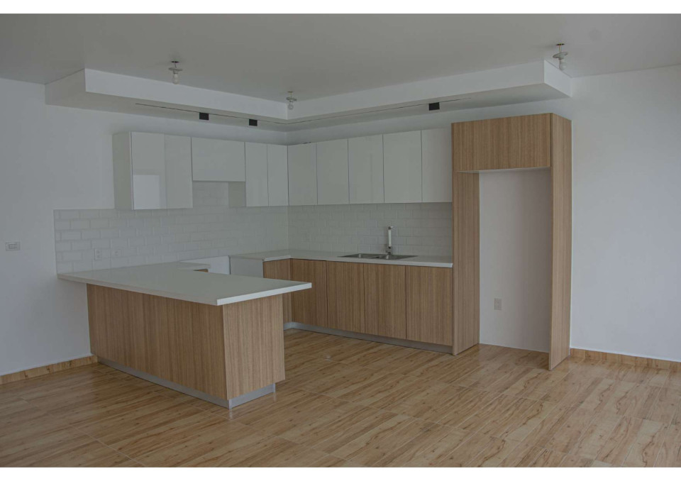 casas vacacionales y villas - Exclusiva Townhouse con Piscina en Perla Marina 5