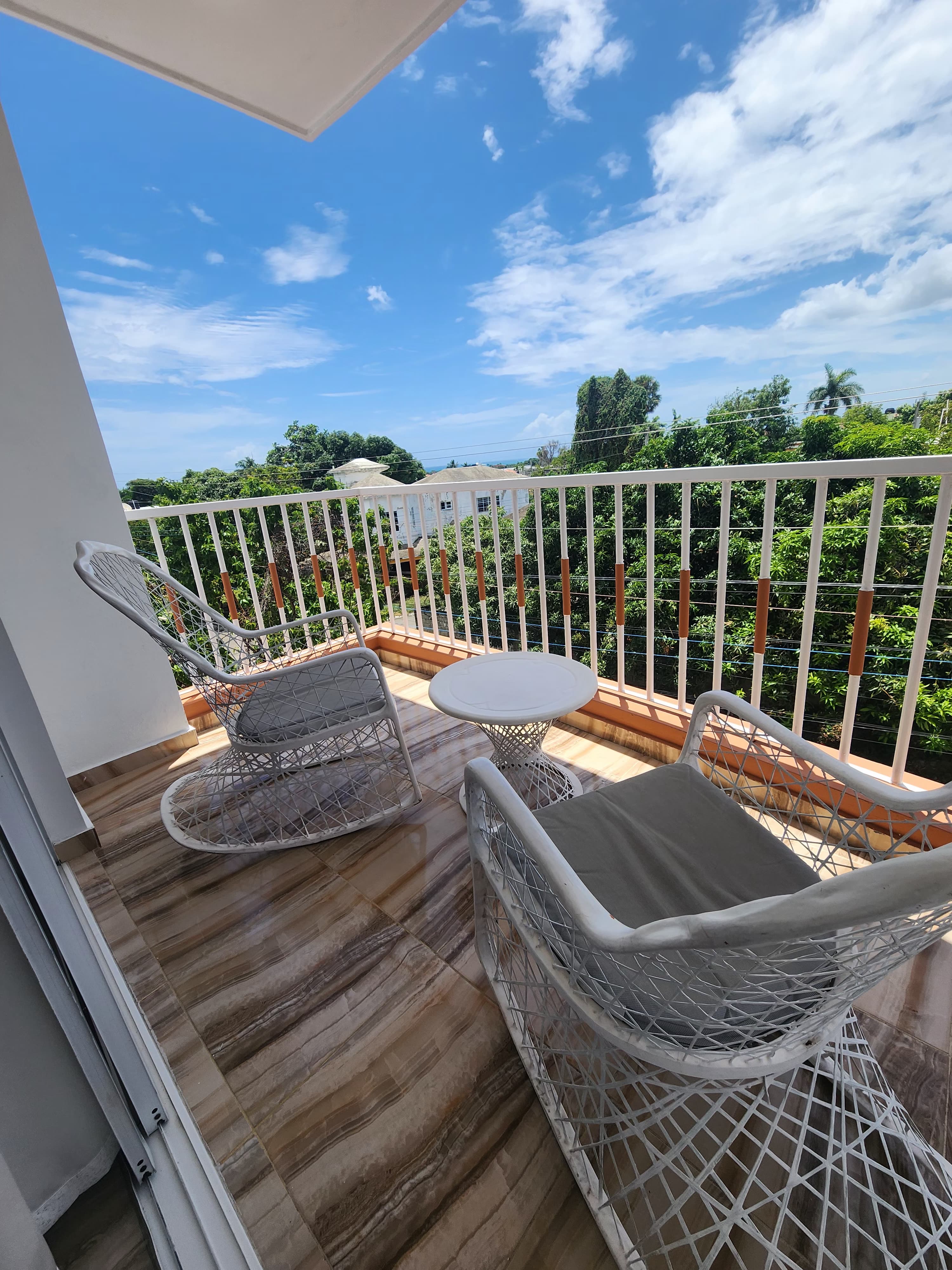apartamentos - Apartamento amueblado full con vista al mar muy bien ubicado a 4 minutos todo 
