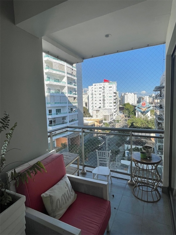 apartamentos - Venta de apartamento de 266mts ubicado en naco distrito nacional 2