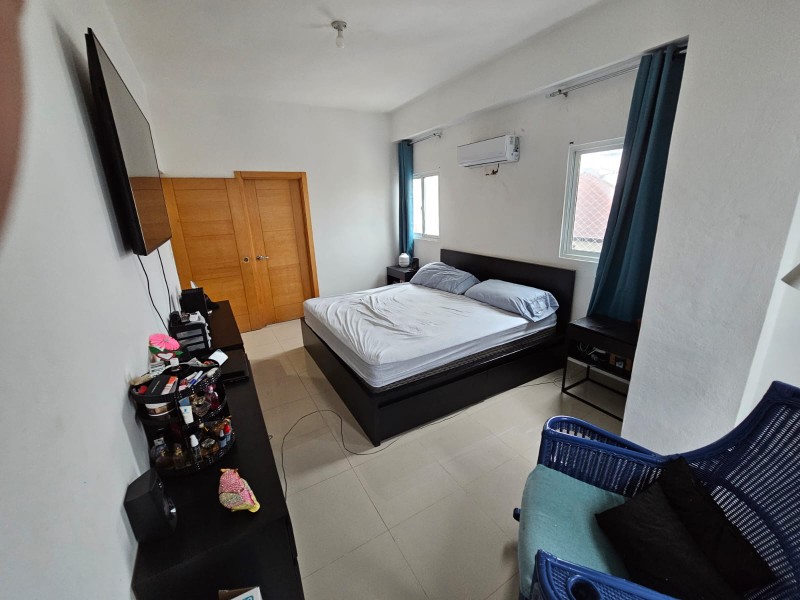 apartamentos - Apartamento  en el millon 5to piso con terraza 4