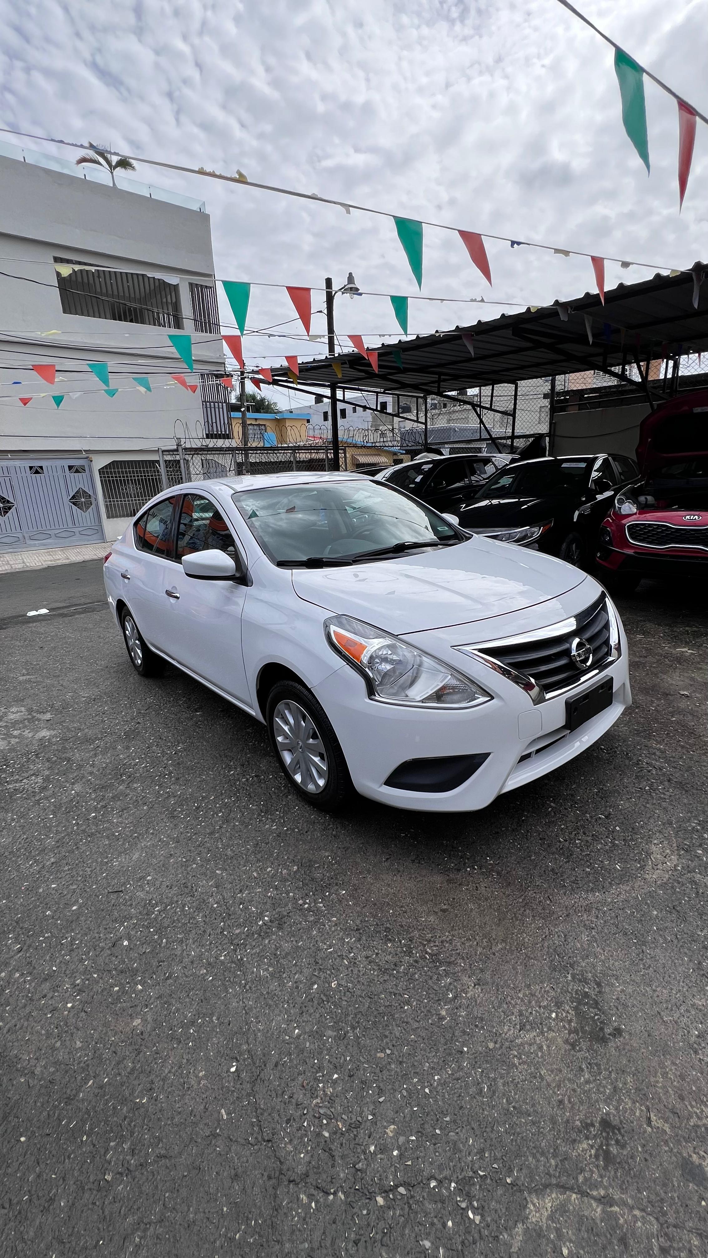 carros - Nissan Versa SV 2019  0