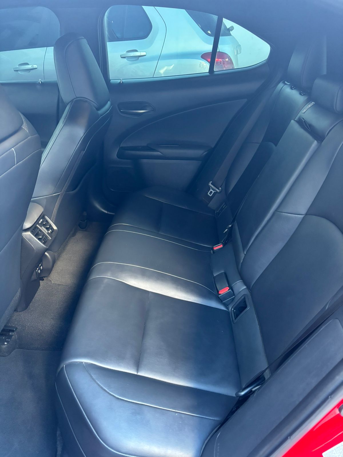 jeepetas y camionetas - Lexus UX200 - 2019 - 138,000 miles - 29,900 US$ 4