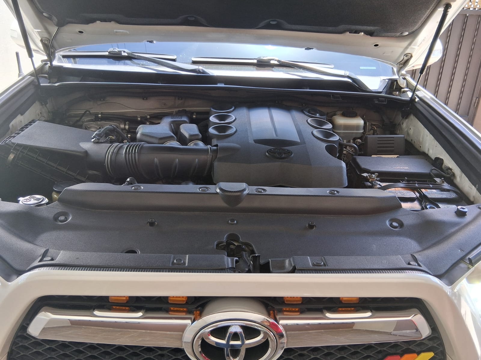 jeepetas y camionetas - Toyota 4Runner 2010 Limited 4x4 nueva sin detalles 9