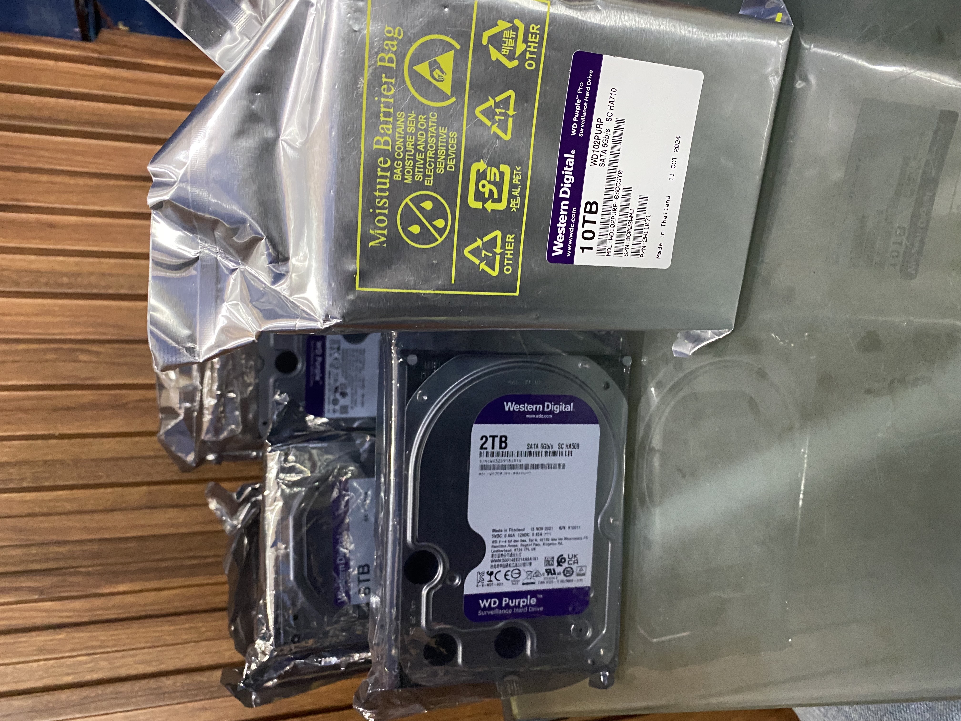 celulares y tabletas - Disco duro sata HDD purpura 2TB 3TB 4TB 6TB 8TB 10TB  3