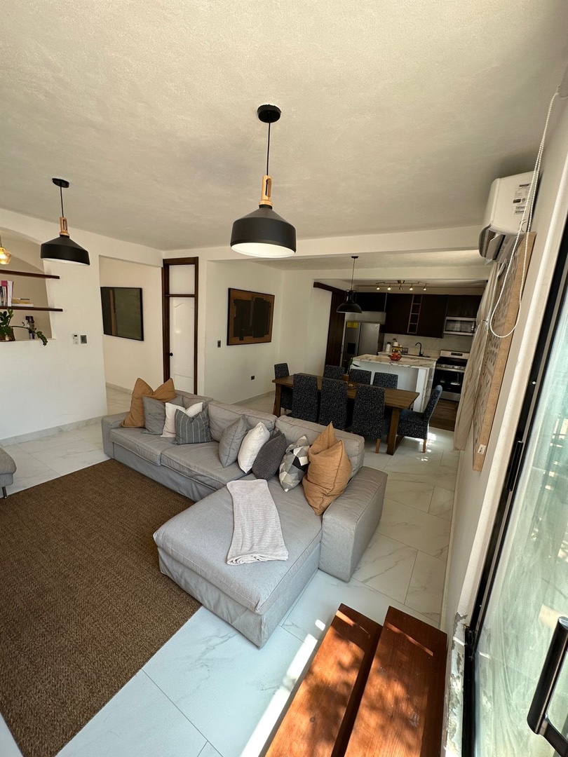 casas - MODERNA CASA REMODELADA EN EL RESIDENCIAL SANTO DOMINGO  3