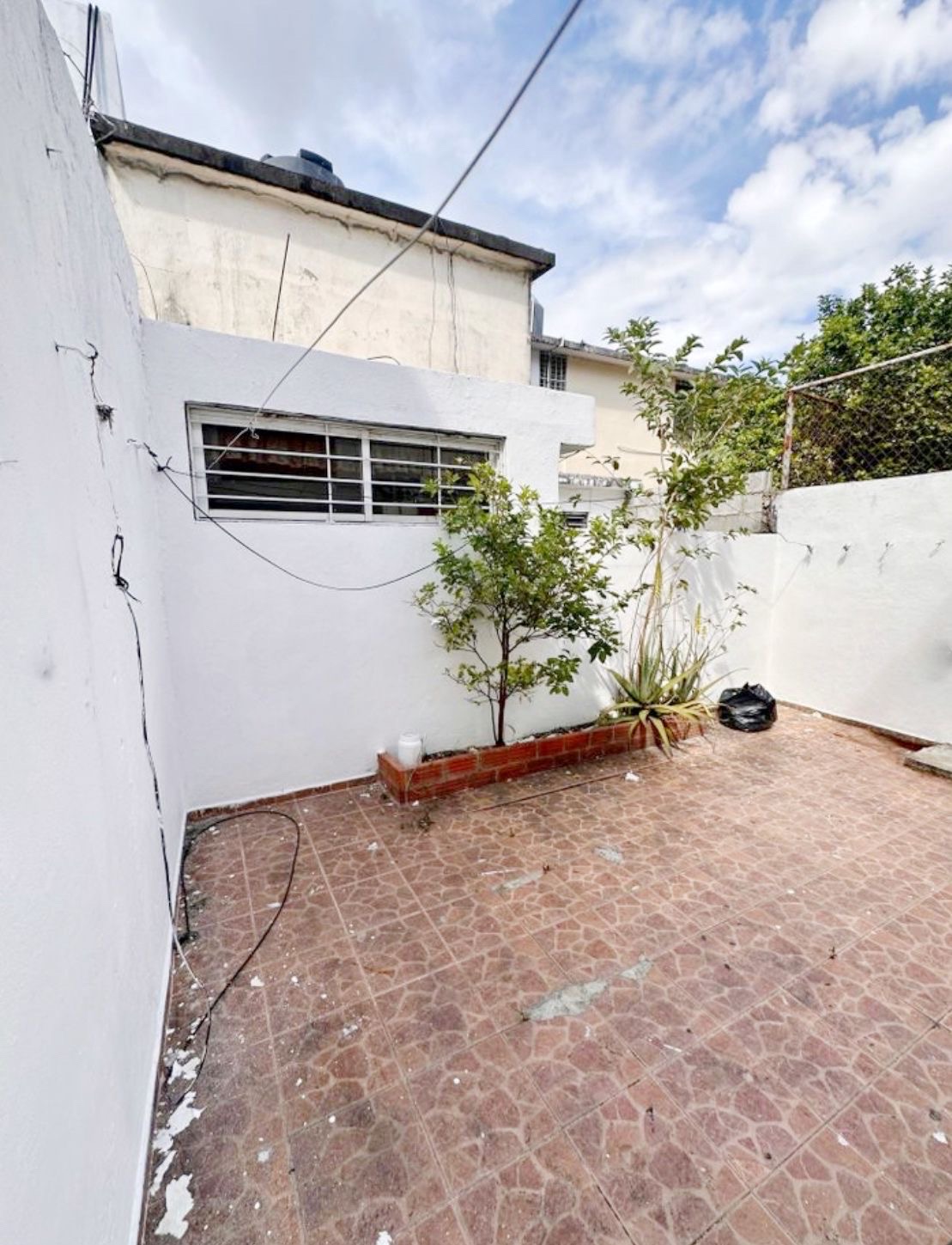 casas - casa en alquiler ideal para vivienda o negocio  4