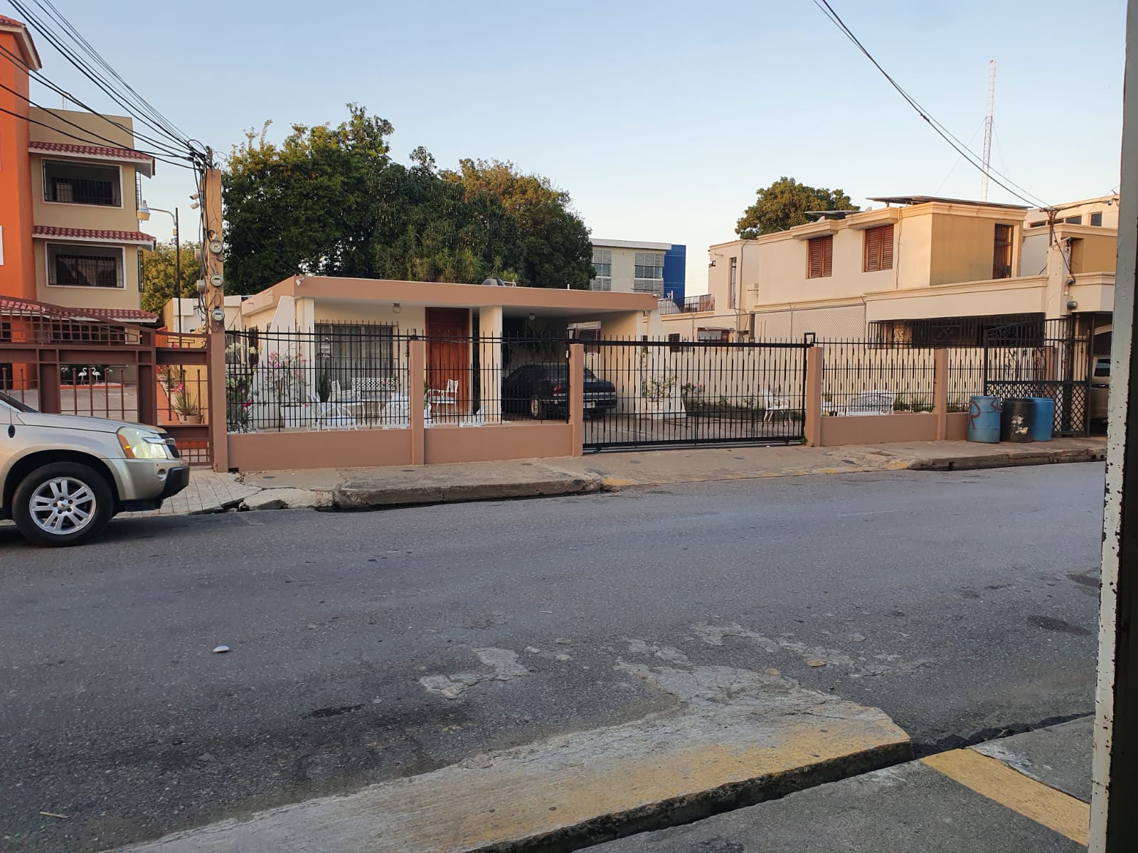 solares y terrenos - Casa de oportunidad en Mao, Valverde 0